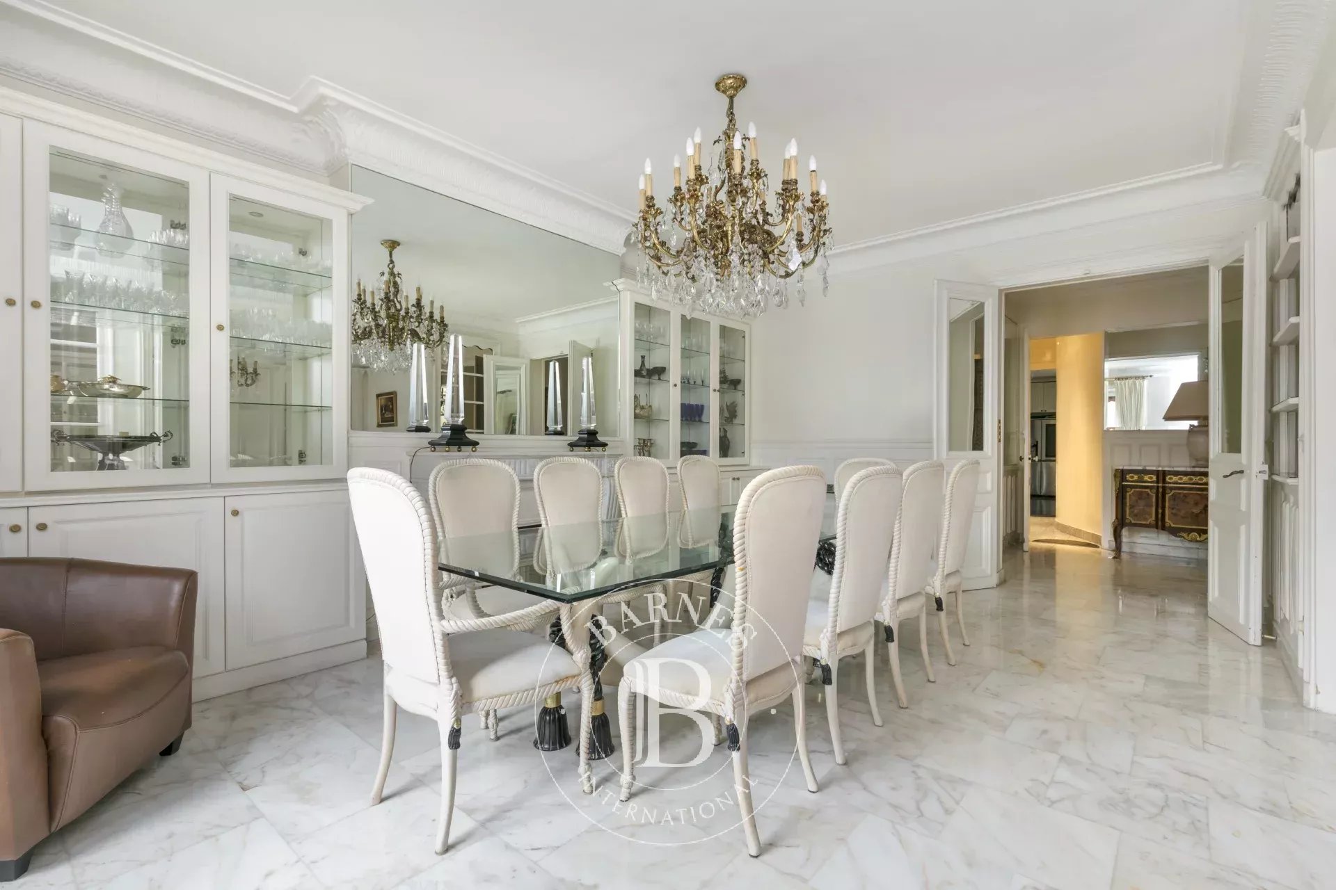 Daire Paris 8ème - picture 6