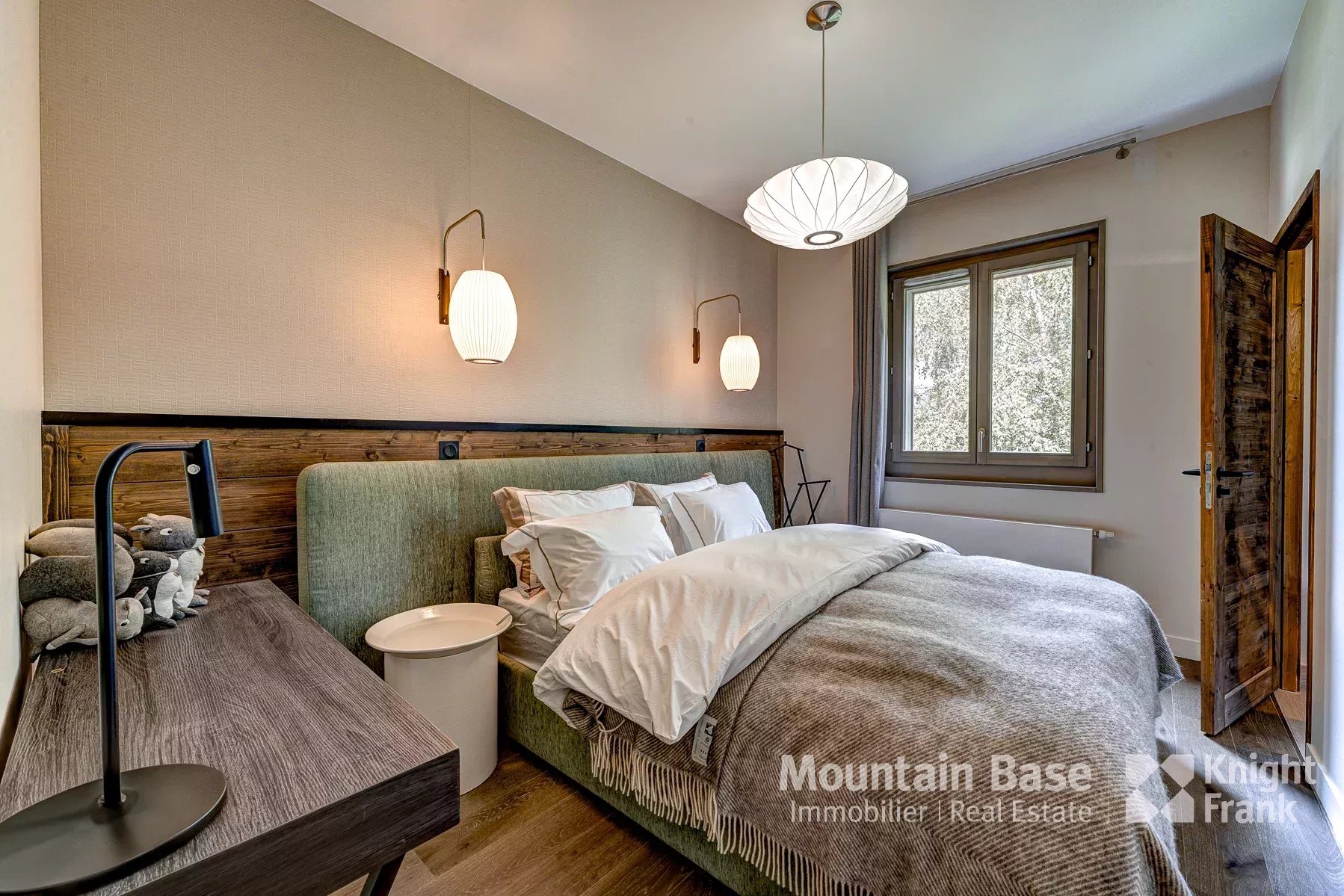 Photo of Newly built, 3-bedroom, 3-bathroom penthouse apartment in Chamonix centre