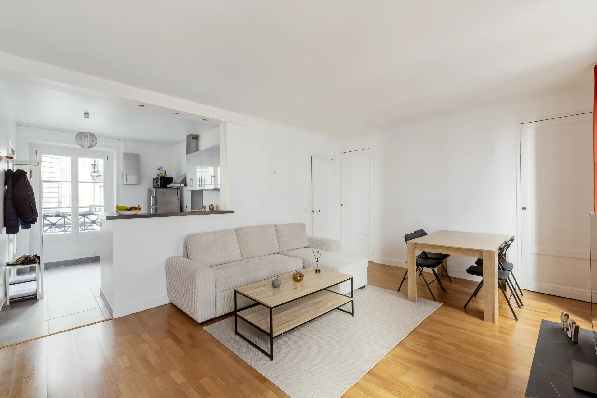 Paris 8e - AMSTERDAM