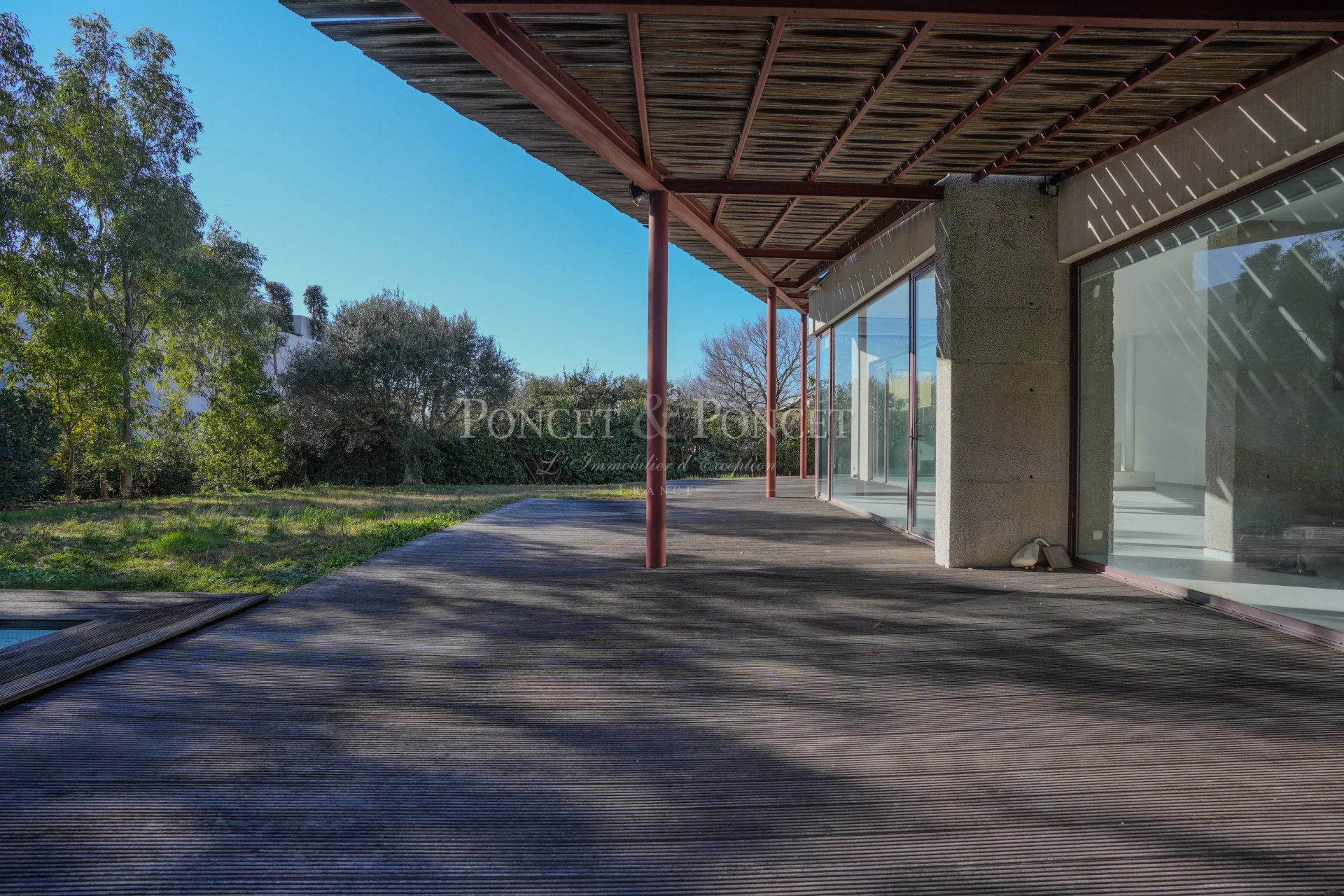 5 Bedroom Villa/Townhouse's Image 8