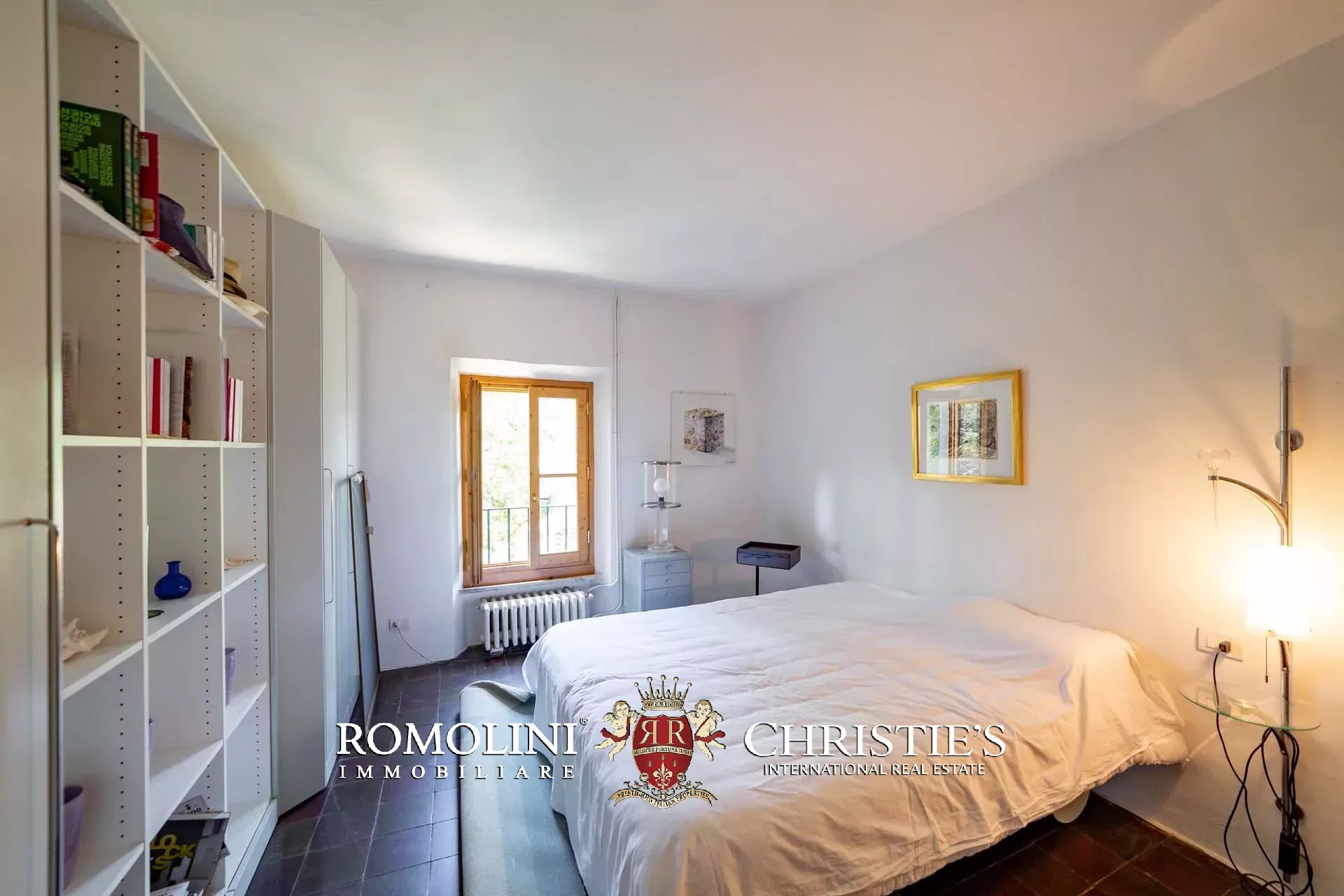 11 Bedroom Villa/Townhouse's Image 107