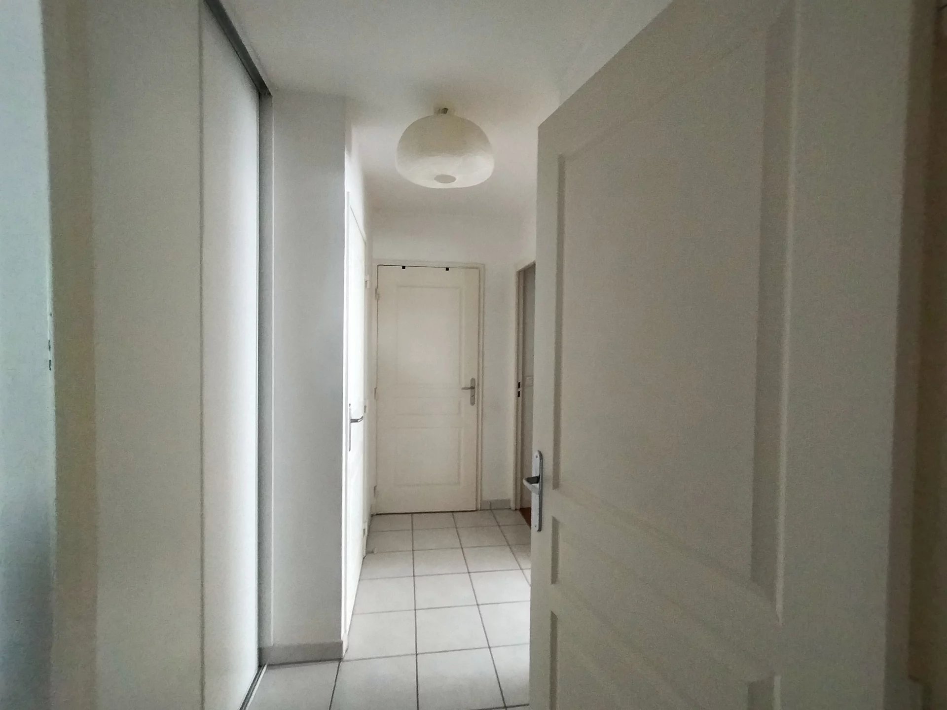 85855572 Location Villeurbanne