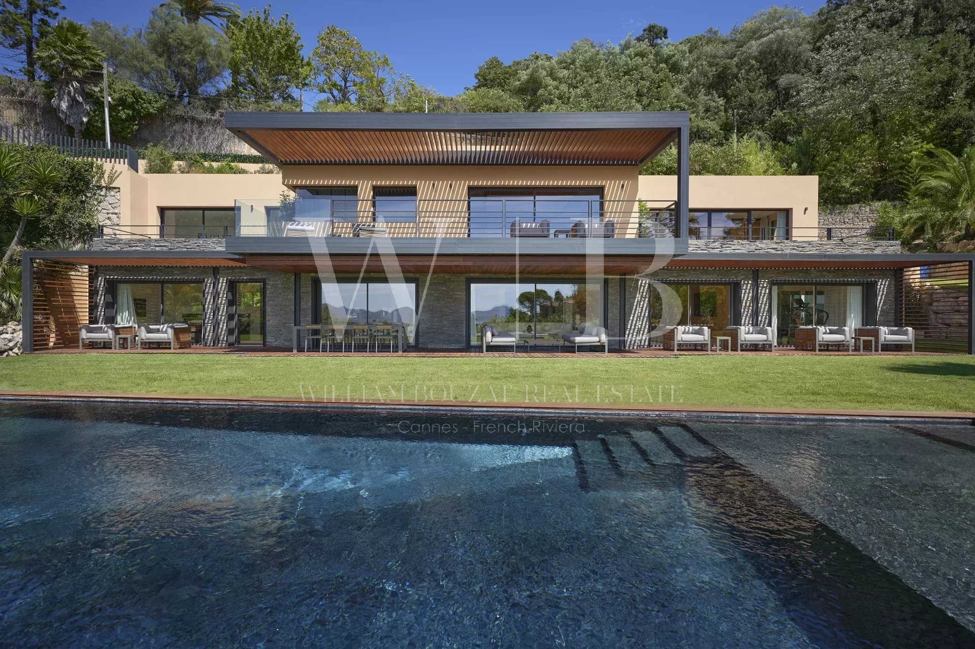 Agence immobilière de WILLIAM BOUZAT REAL ESTATE – Cannes French Riviera