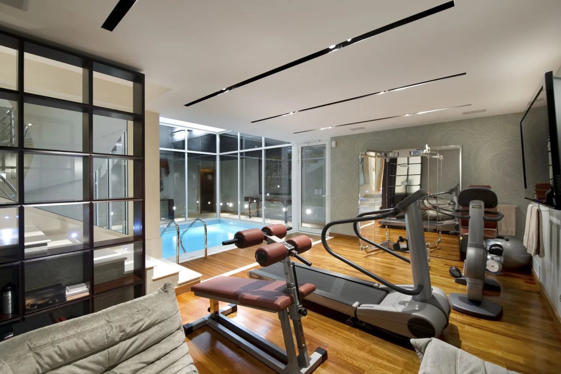 Luxury, modern 7-bedroom villa with hotel service