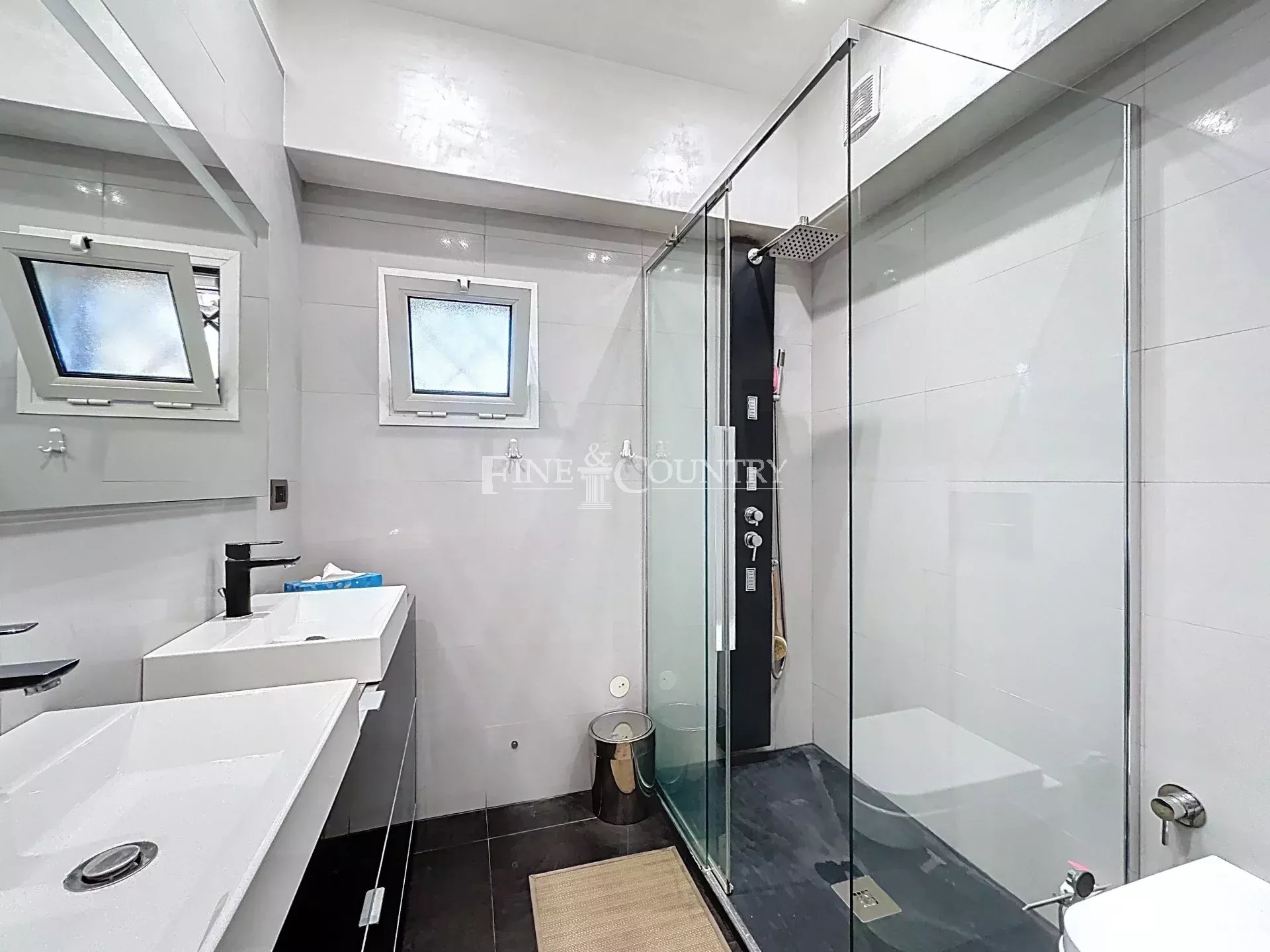 Photo of Villa for sale in Mandelieu in private domain with partial sea view