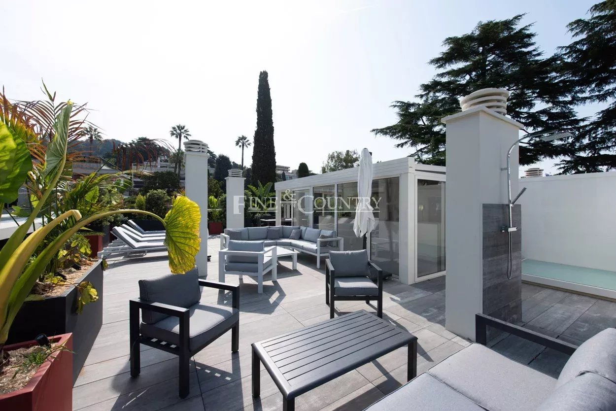 Photo of Apartment for sale Cannes with roof terrasse