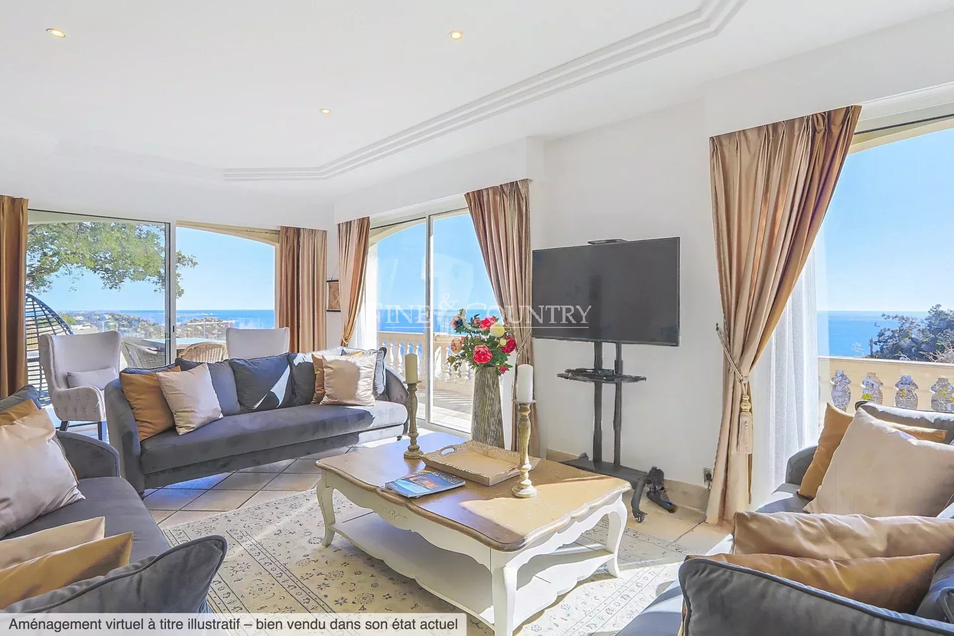 Photo of Villa for sale in Théoule-sur-Mer with panoramic sea view