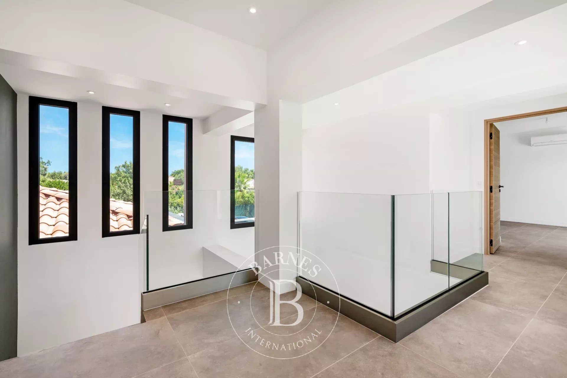 Ev Grimaud - picture 13