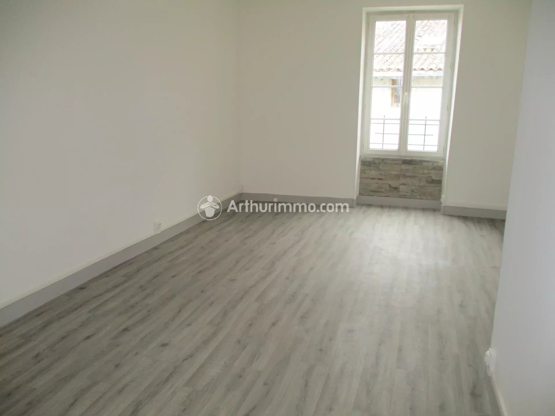 Agence immobilière de EURL MATHA-IMMO