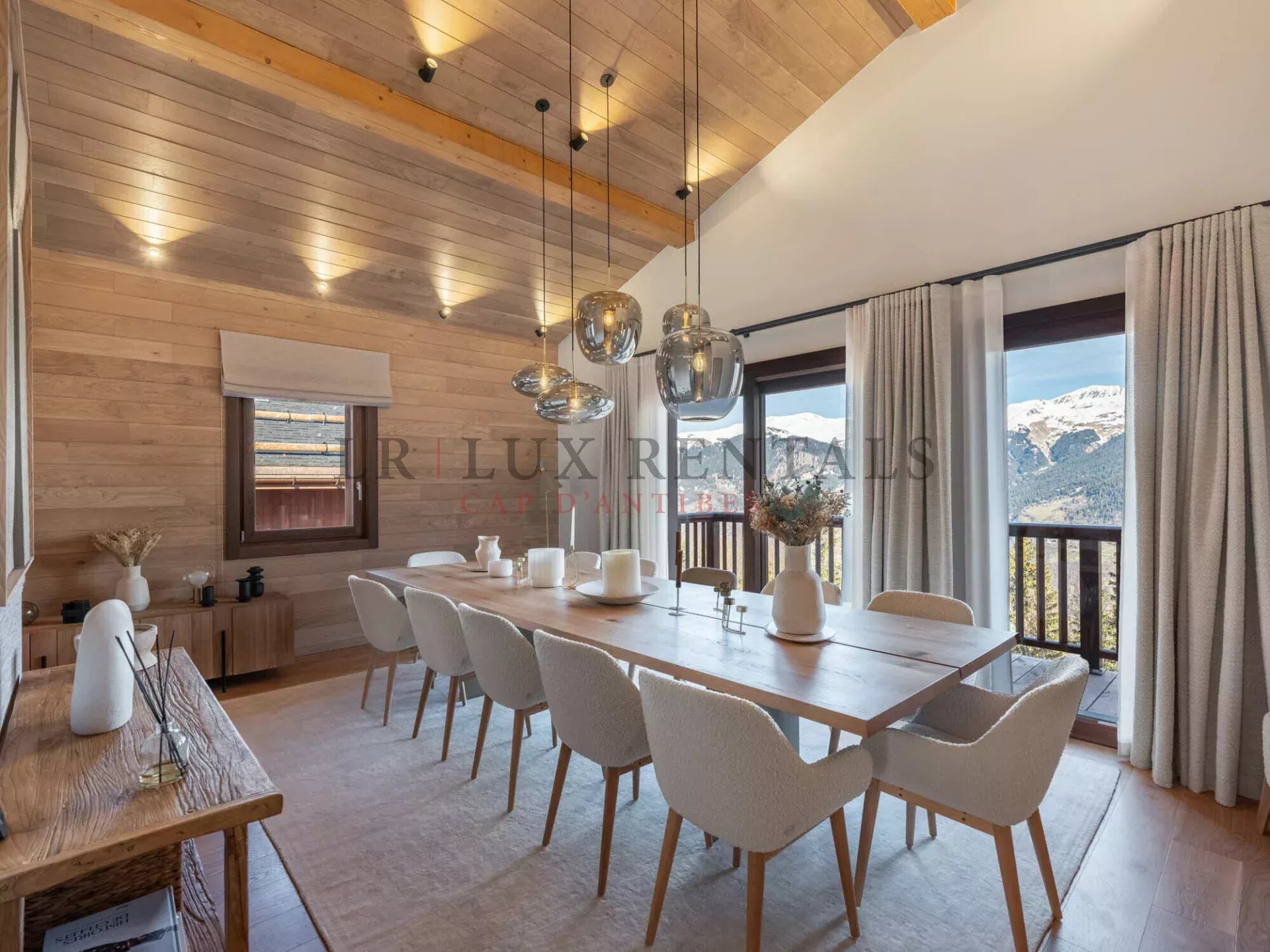 Luxe et sérénité dans ce chalet d’exception à Courchevel