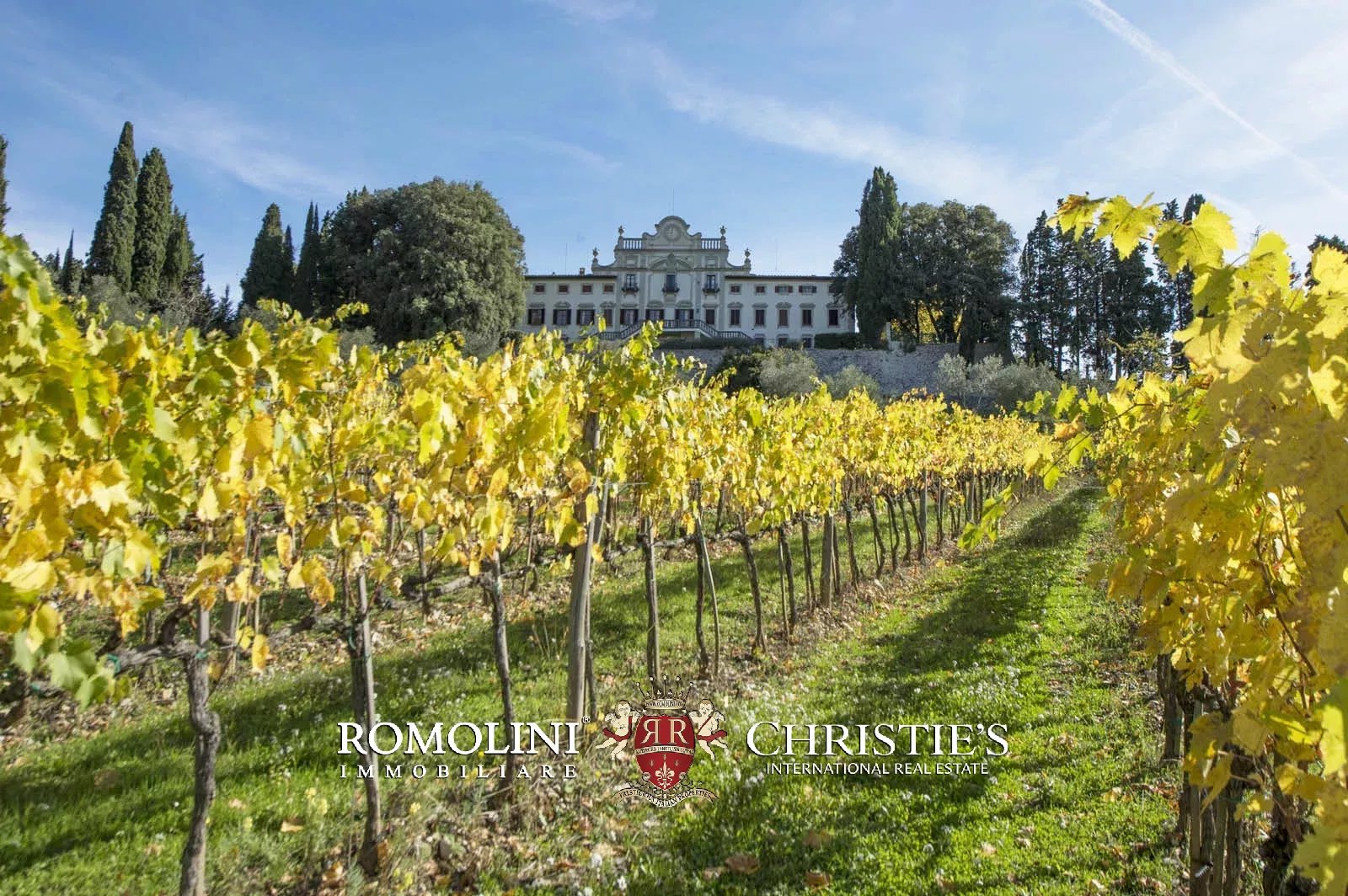 LUXURY HISTORICAL VILLA FOR SALE IN RADDA IN CHIANTI, TUSCANY