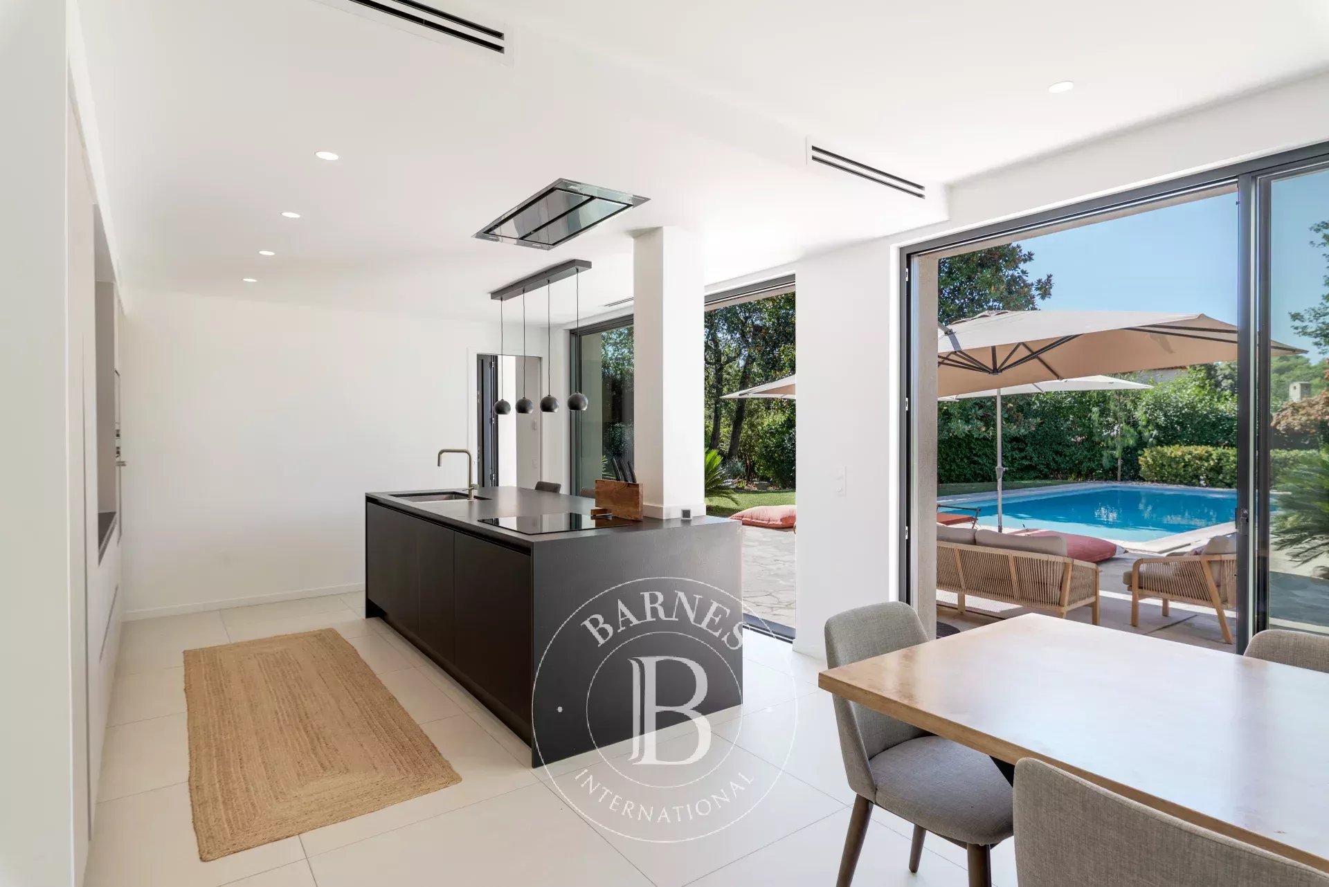 Villa Roquefort-les-Pins - picture 12