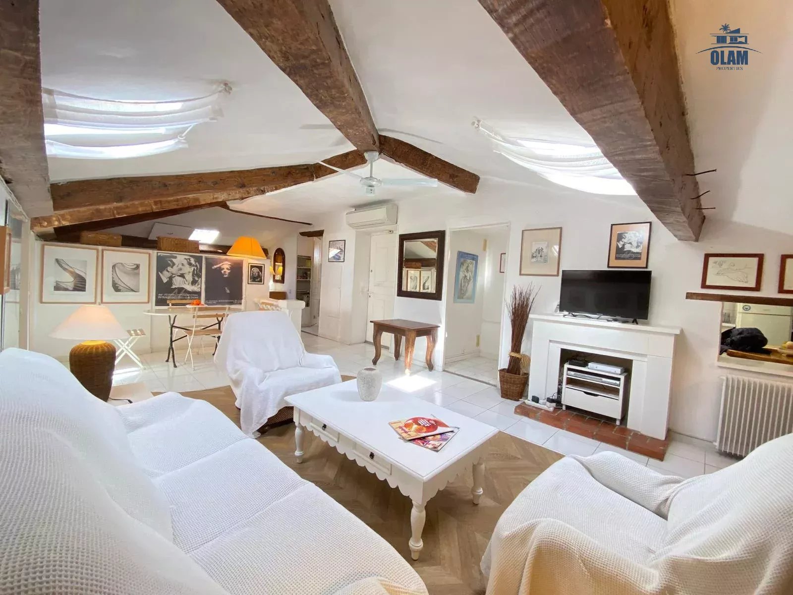 Agence immobilière de 