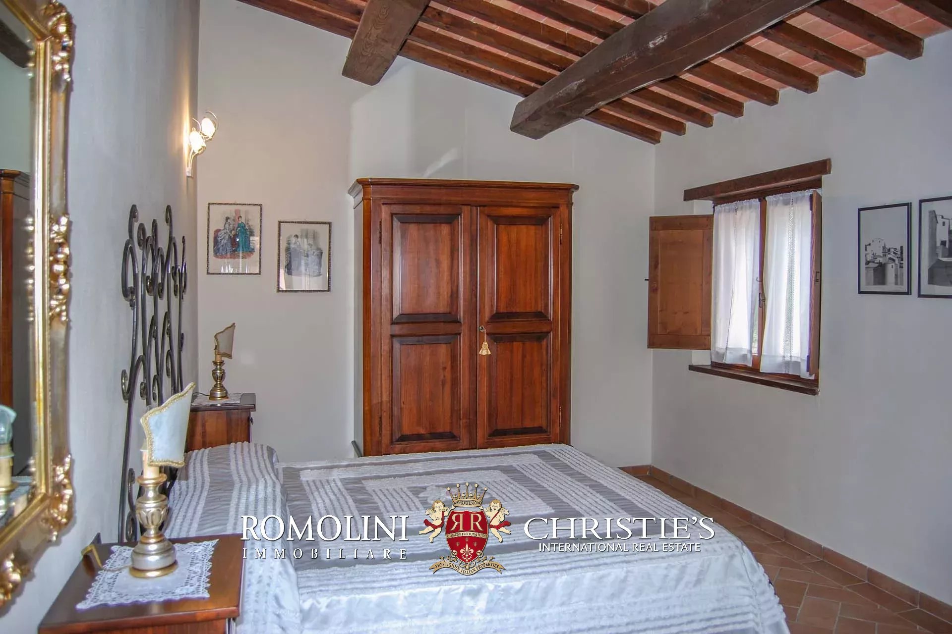 10 Bedroom Villa/Townhouse's Image 58