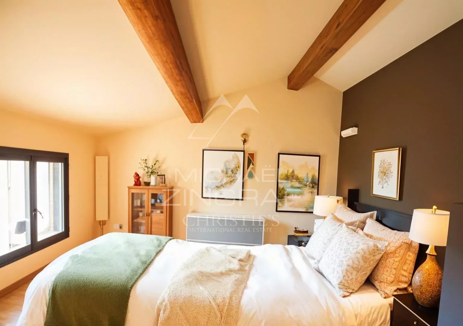 5 Bedroom Villa/Townhouse's Image 5