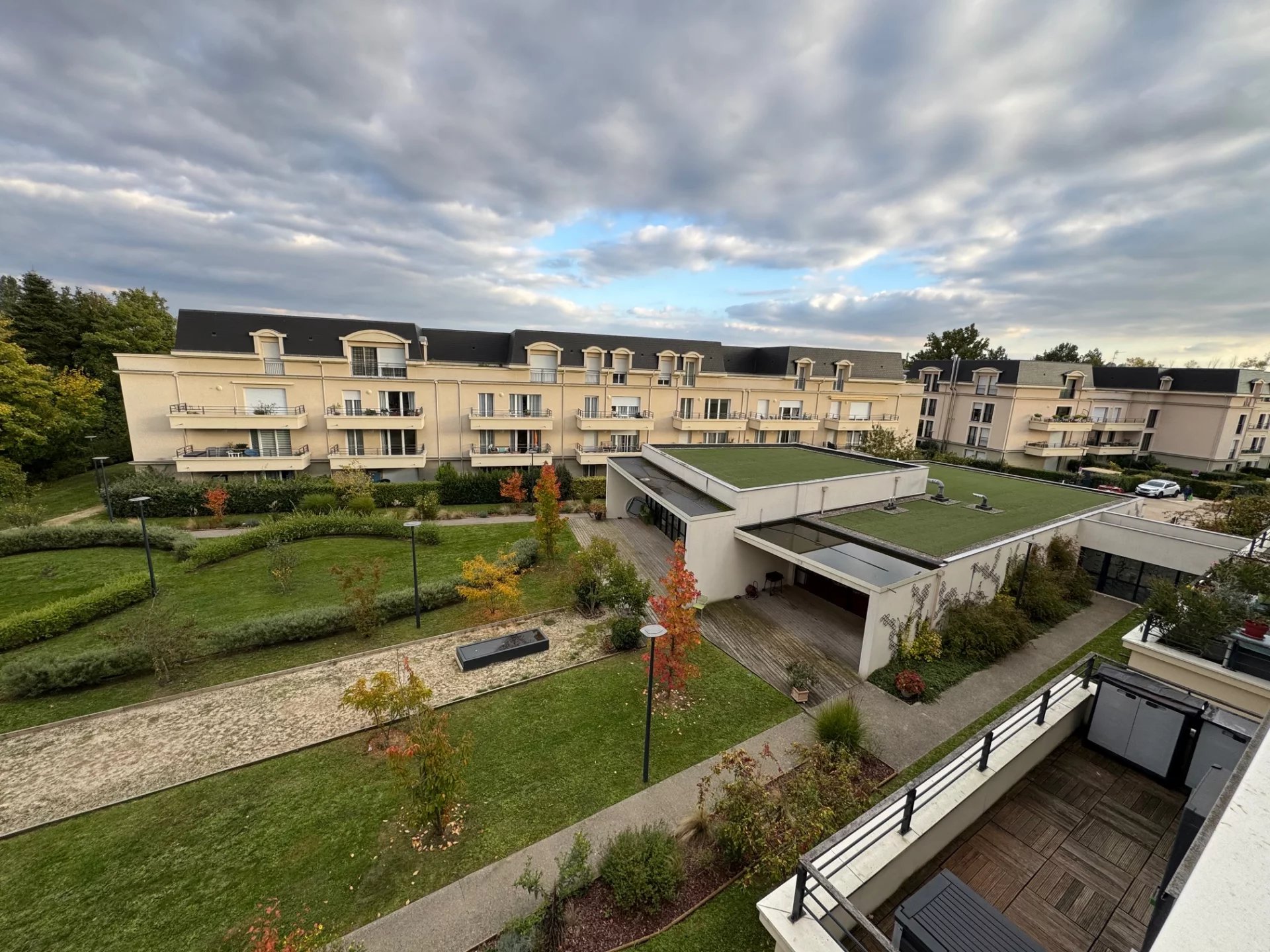 Sale Apartment Émerainville