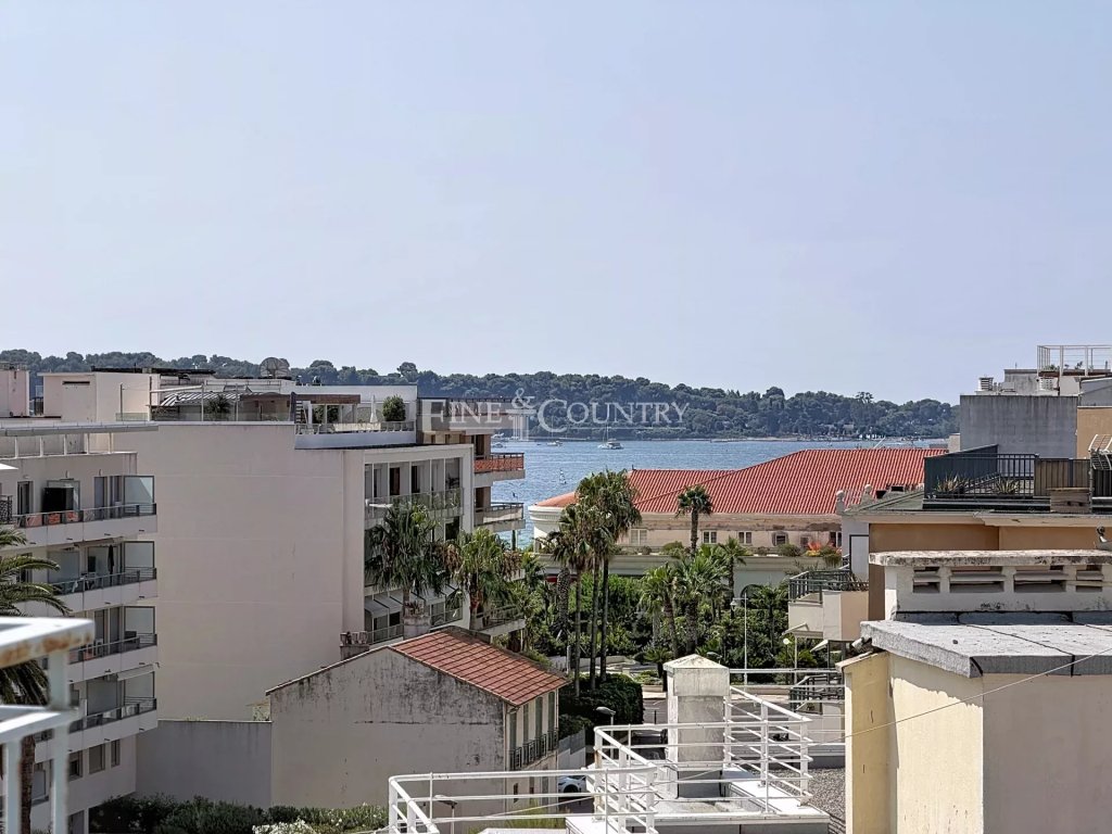 Apartment for sale in Cannes — Penthouse for sale in Palm Beach, Cannes
