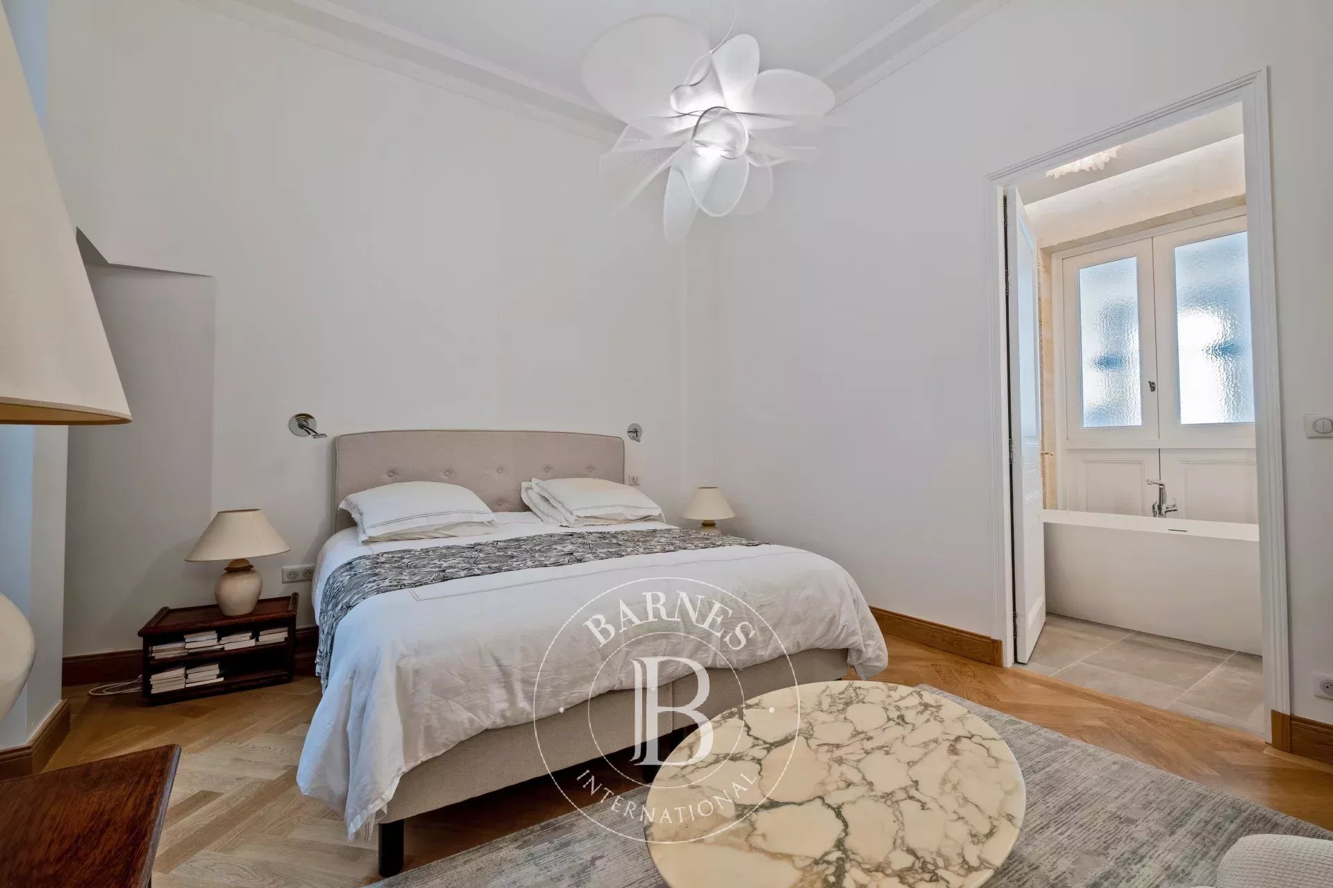 Daire Bordeaux - picture 8