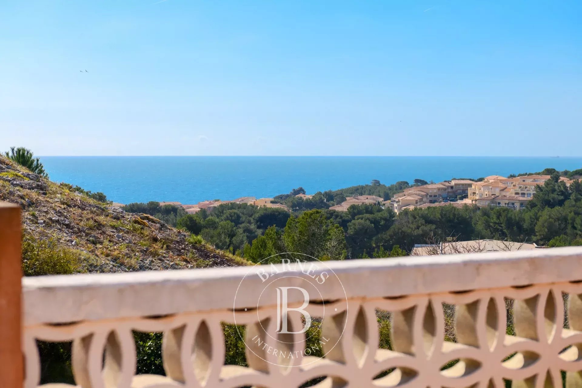 Villa Sausset-les-Pins  -  ref 86711748 (picture 1)
