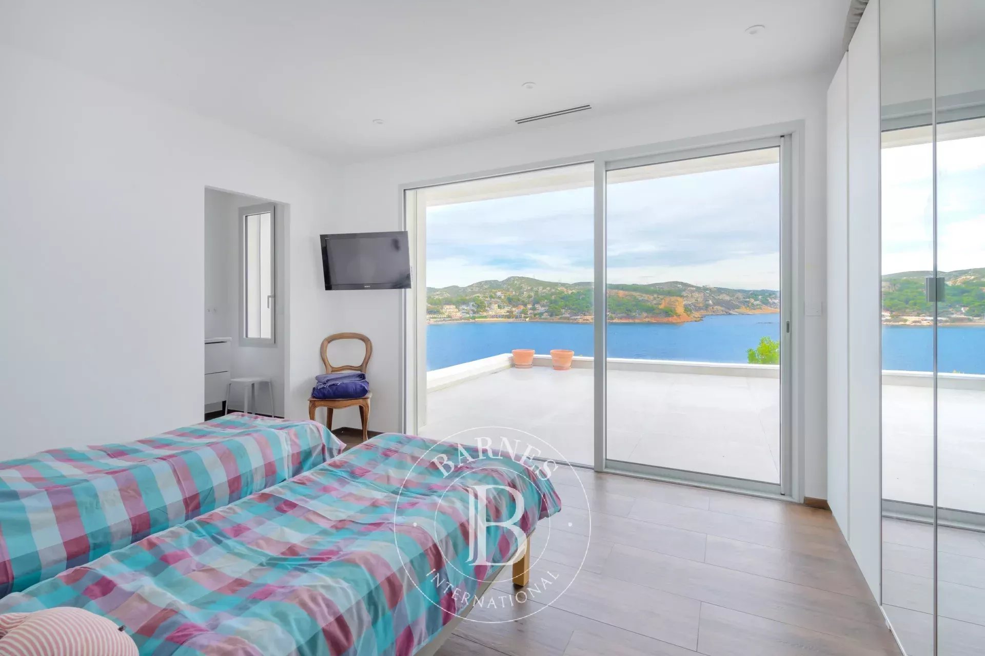 Exceptional Luxury Villa with Sea View in Carry le Rouet - picture 27