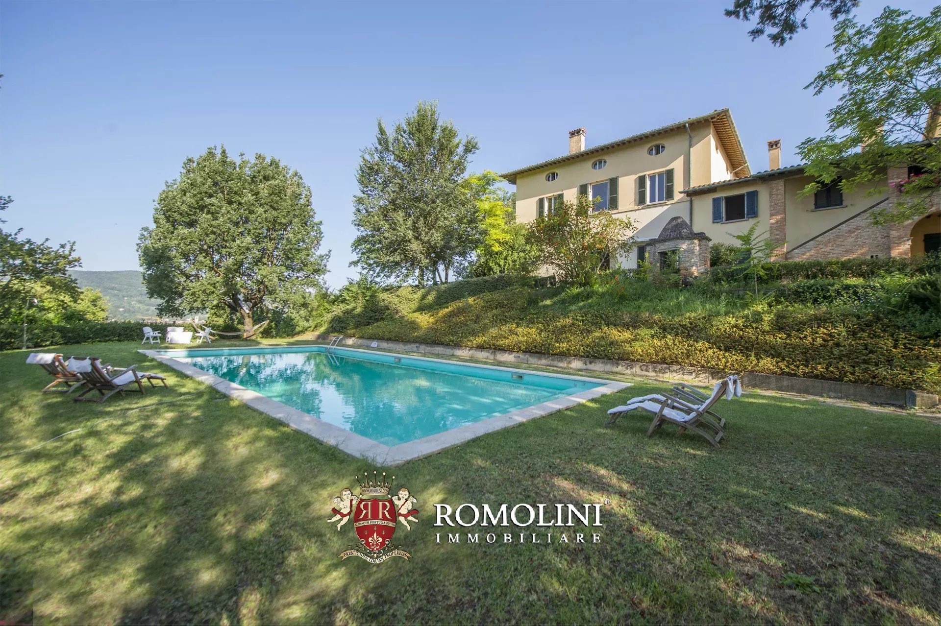 10 Bedroom Villa/Townhouse's Image 17