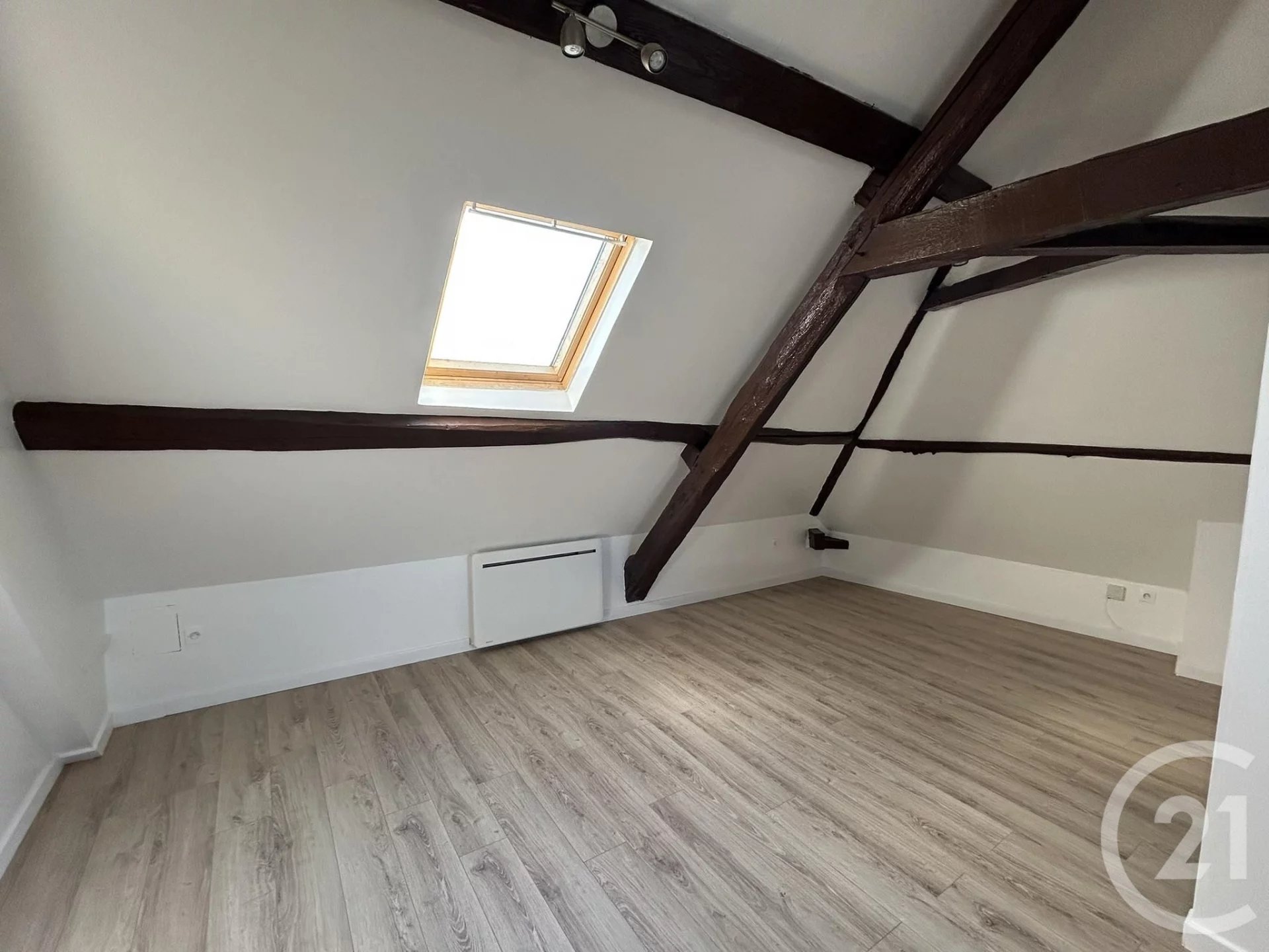 Location Appartement Rochy-Condé