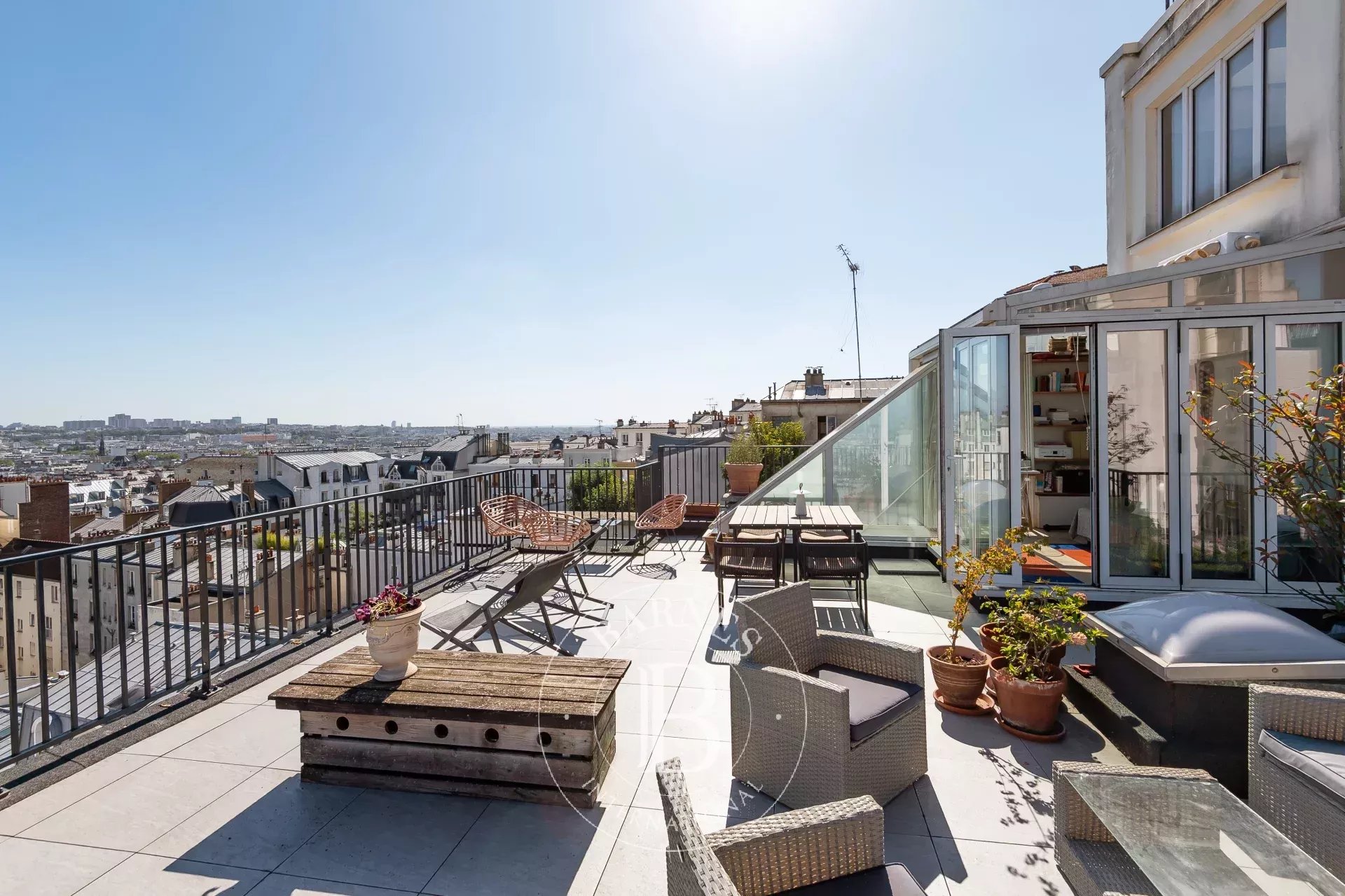 Daire Paris 18ème - picture 12