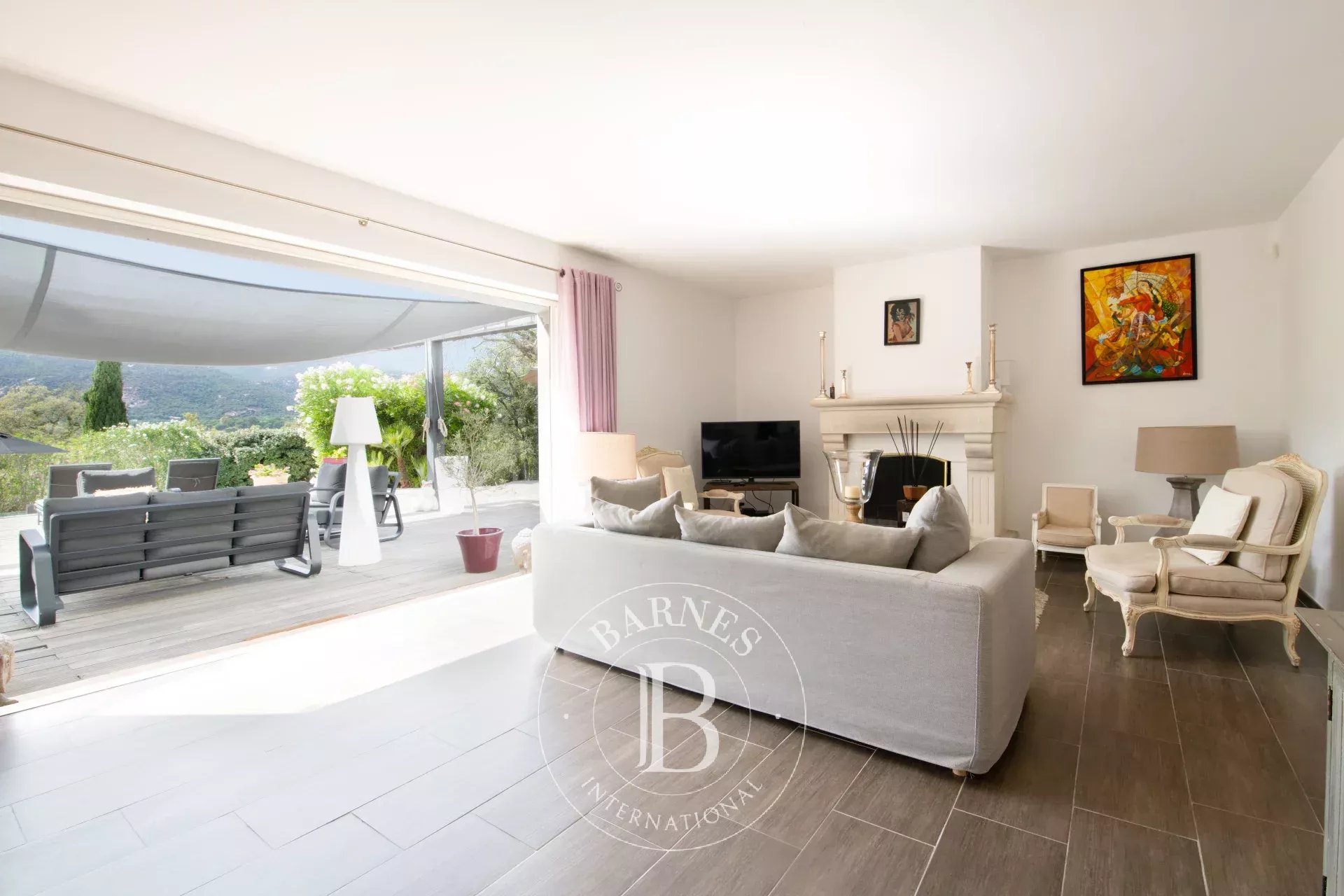 Villa Sainte-Maxime - picture 6