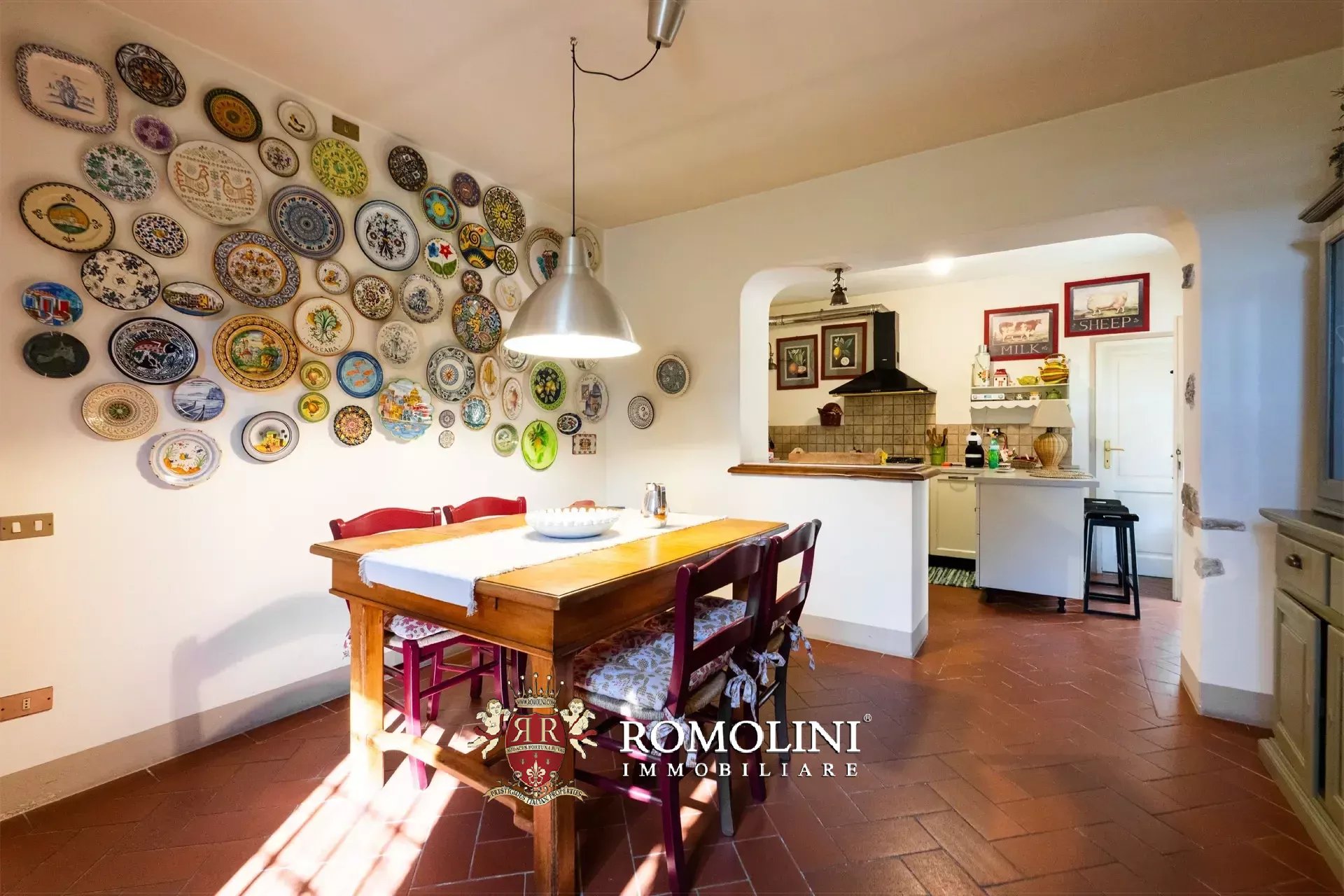 5 Bedroom Villa/Townhouse's Image 14
