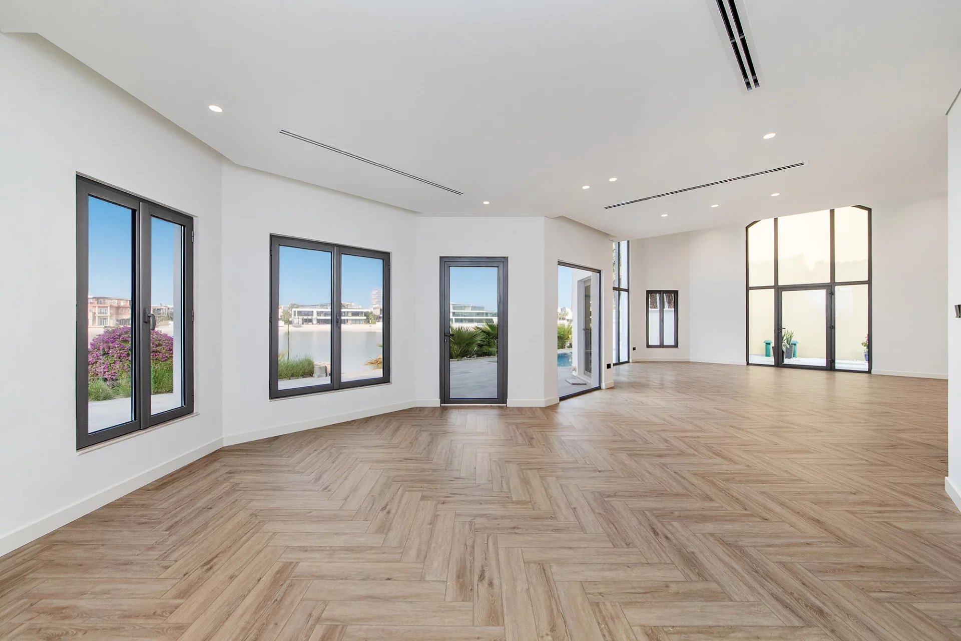 Exclusive Upgraded Villa with Royal Atlantis Views