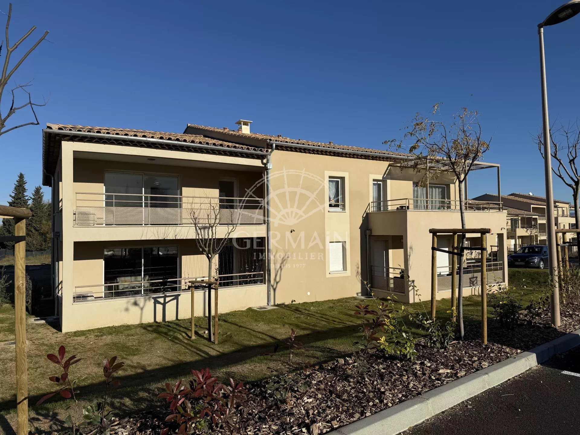 Agence immobilière de 