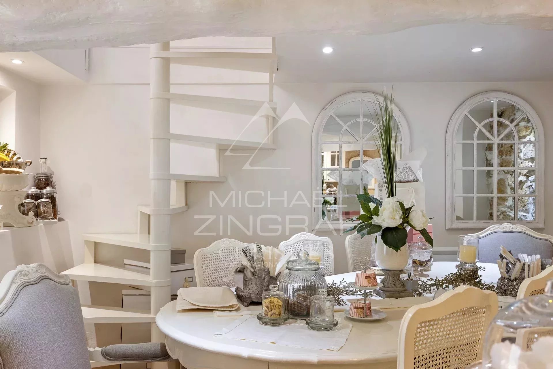2 Bedroom Apartment/Flat's Image 3