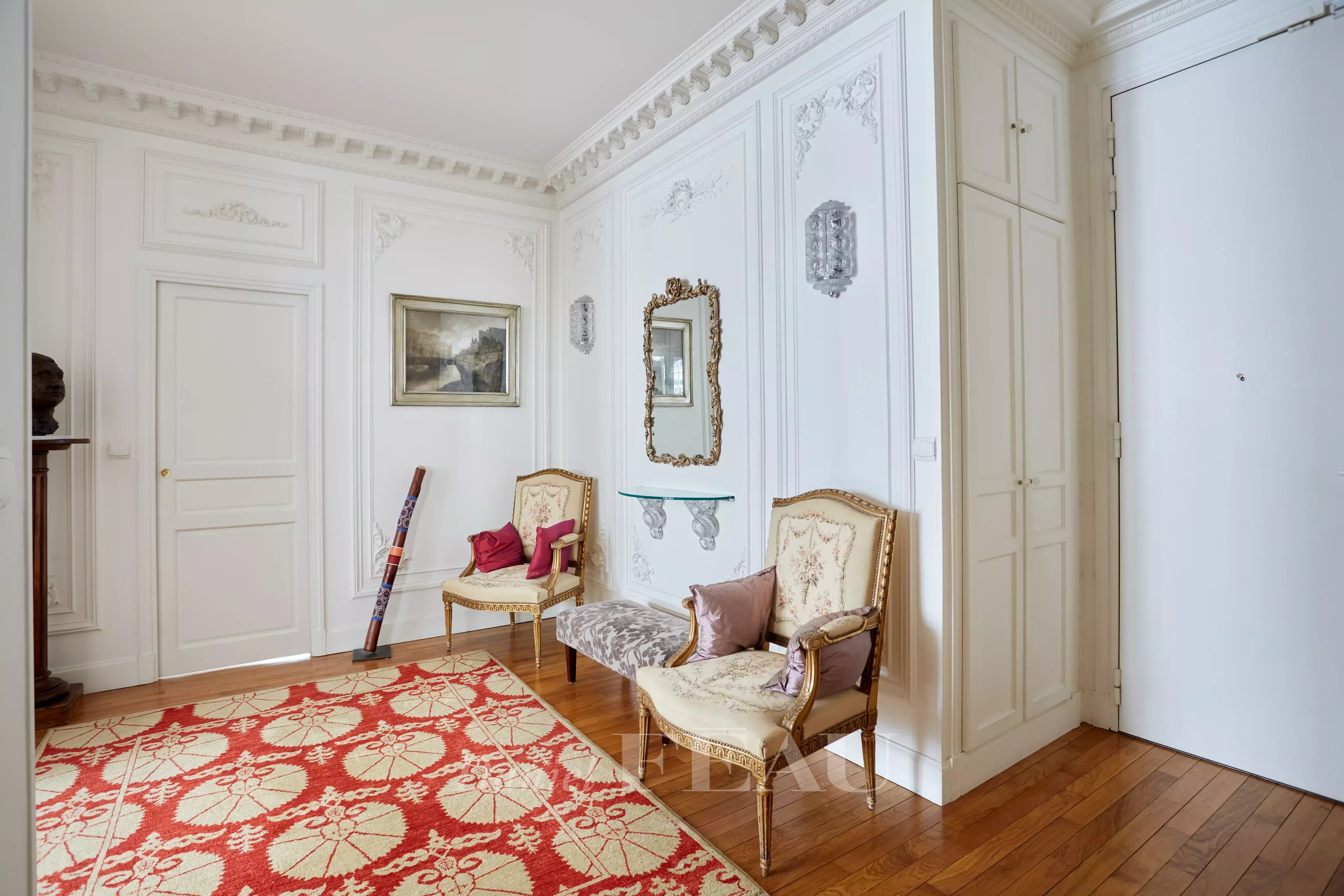 Sale Apartment Paris 16th