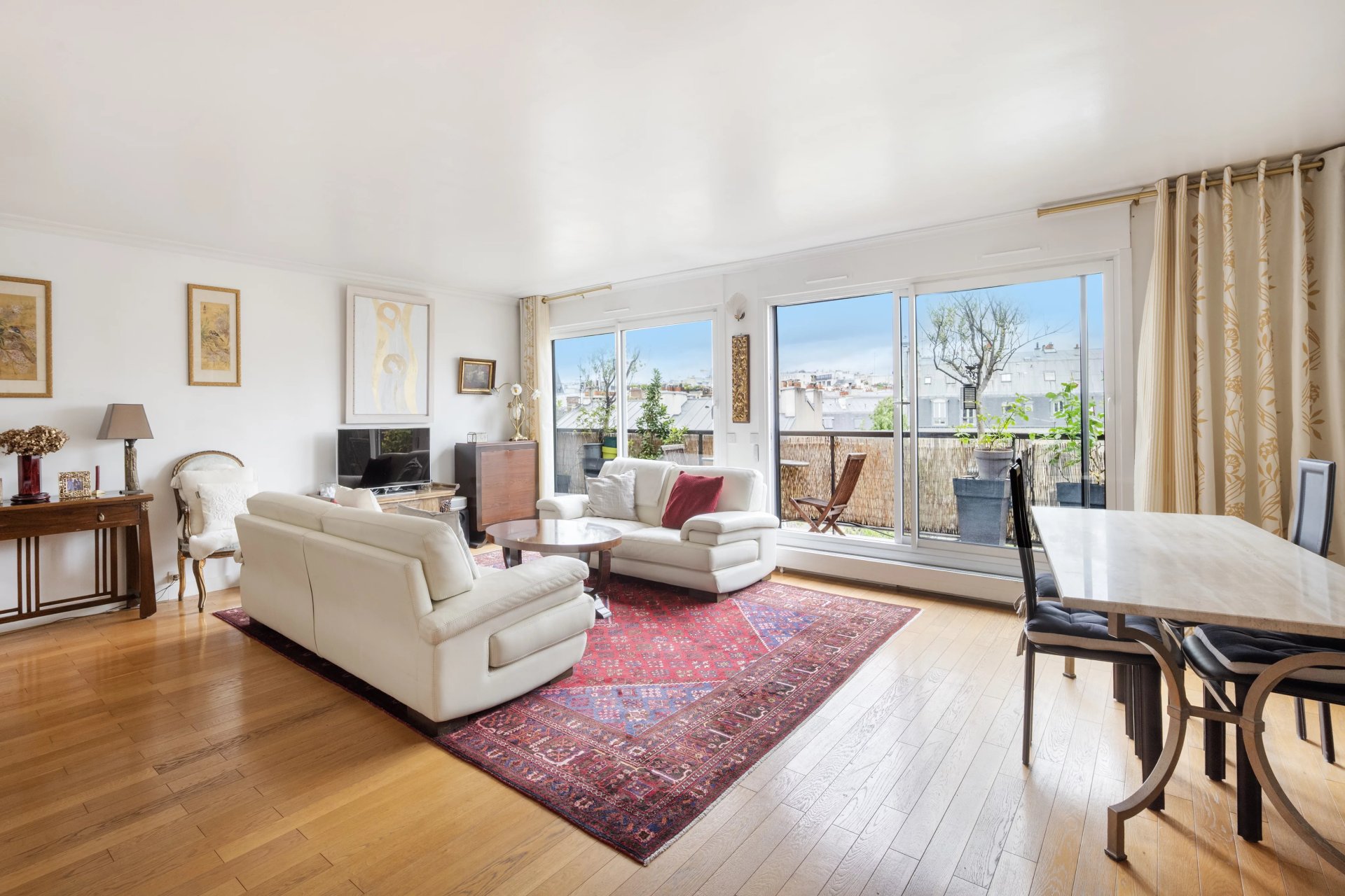 2 Bedroom Apartment/Flat's Image 3