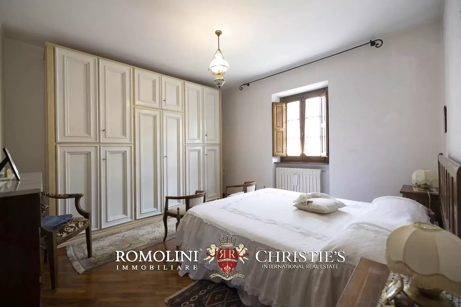 5 Bedroom Villa/Townhouse's Image 50