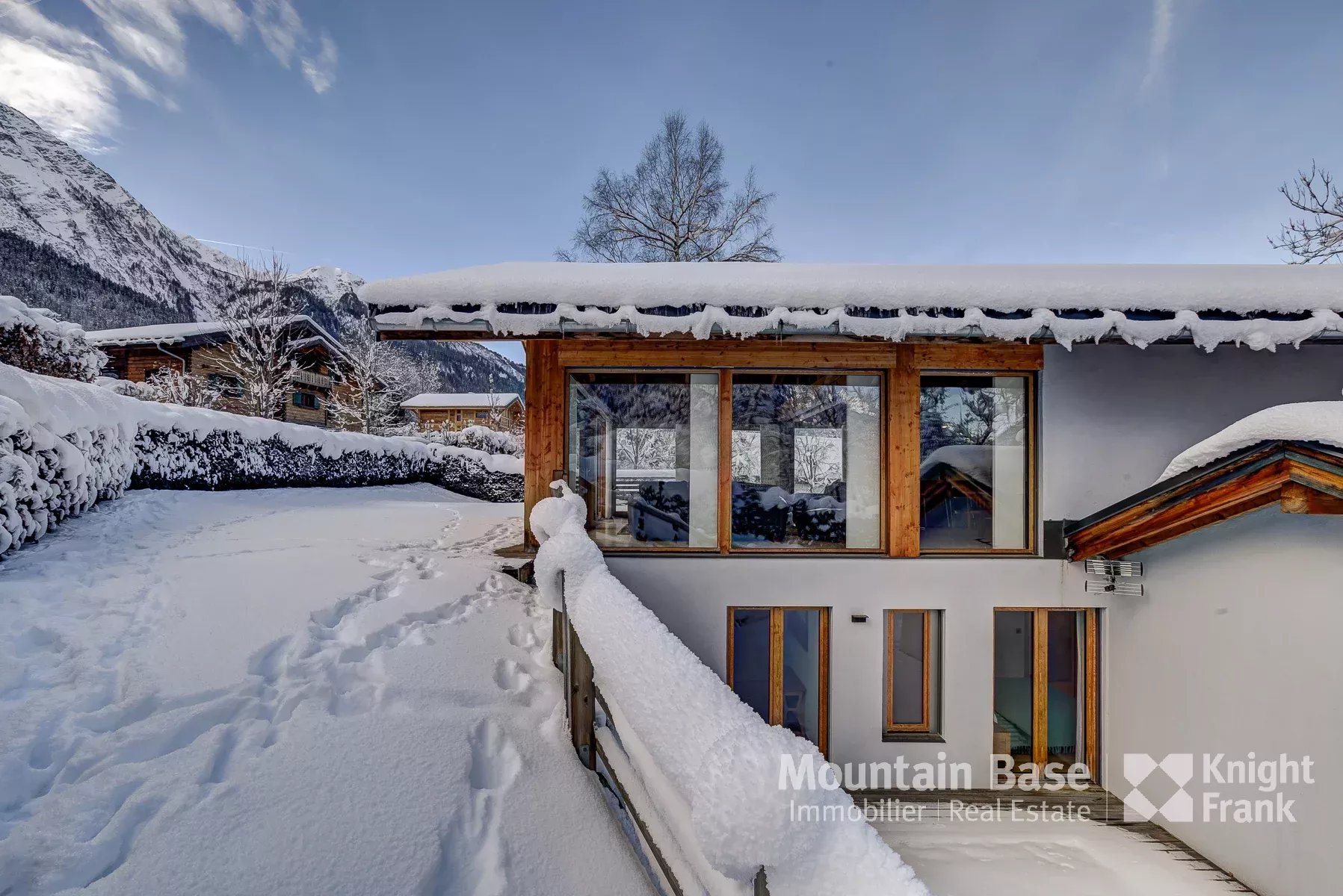 Photo of A 4-bedroom bright and modern chalet situated between Taconnaz and Les Houches