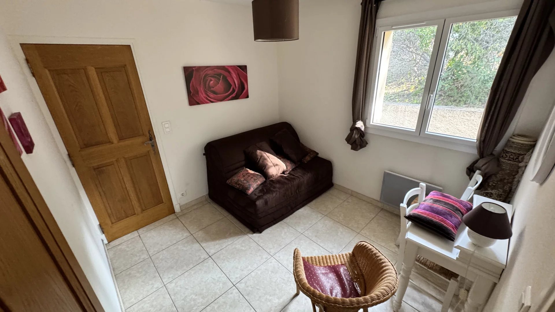 VILLA PISCINE GROS POTENTIEL