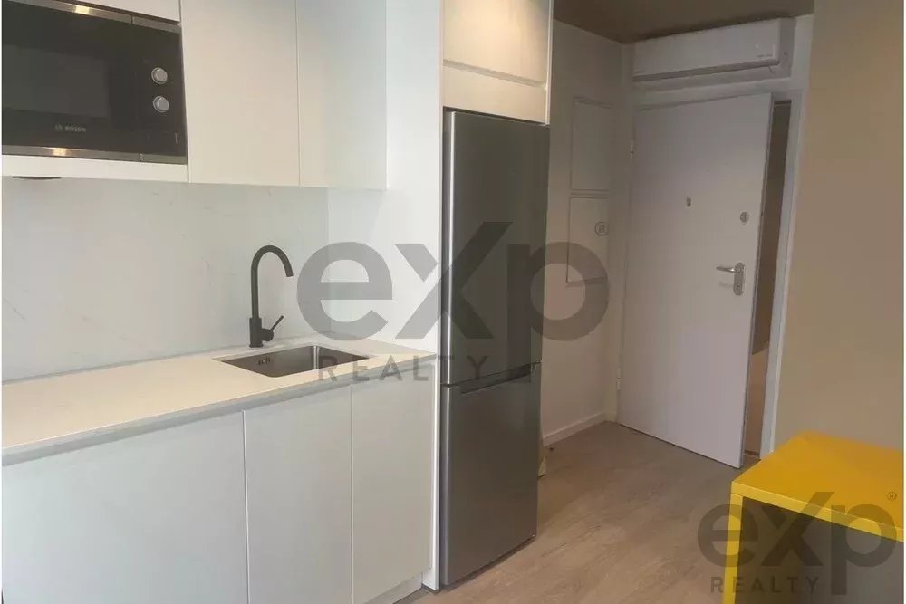 Arrenda-se apartamento excelente T1, com varanda, perto do Hospital de São João do Porto
