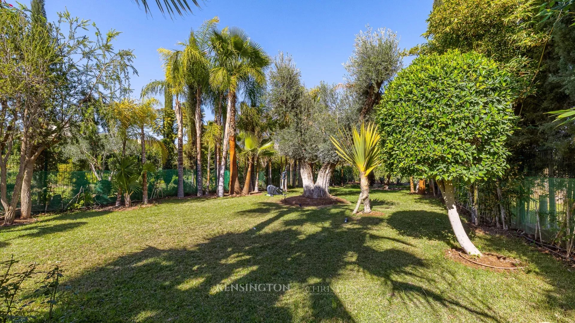 4 Bedroom Villa/Townhouse's Image 18