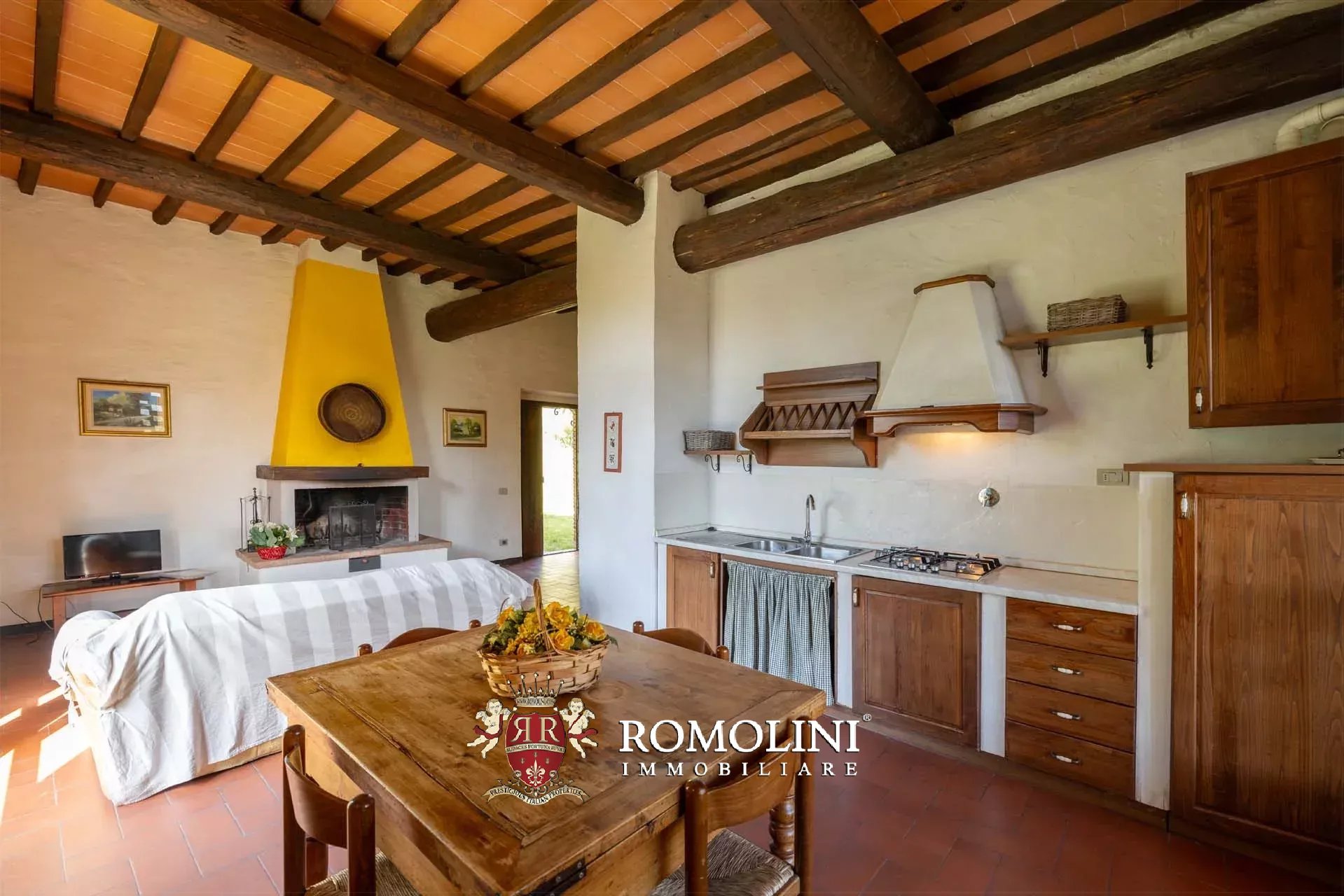 34 Bedroom Vineyard's Image 86