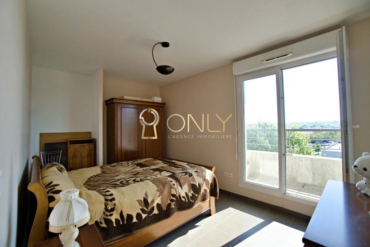 VILLEFRANCHE SUR SAONE - APPARTEMENT - T2 - BALCON - GARAGE