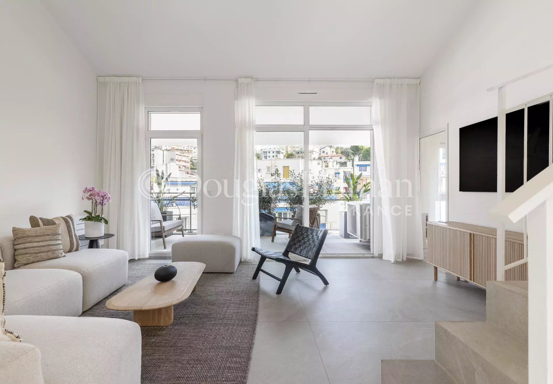 NICE – Riquier /Le port : Penthouse duplex 4 pièces - Image nᵒ3