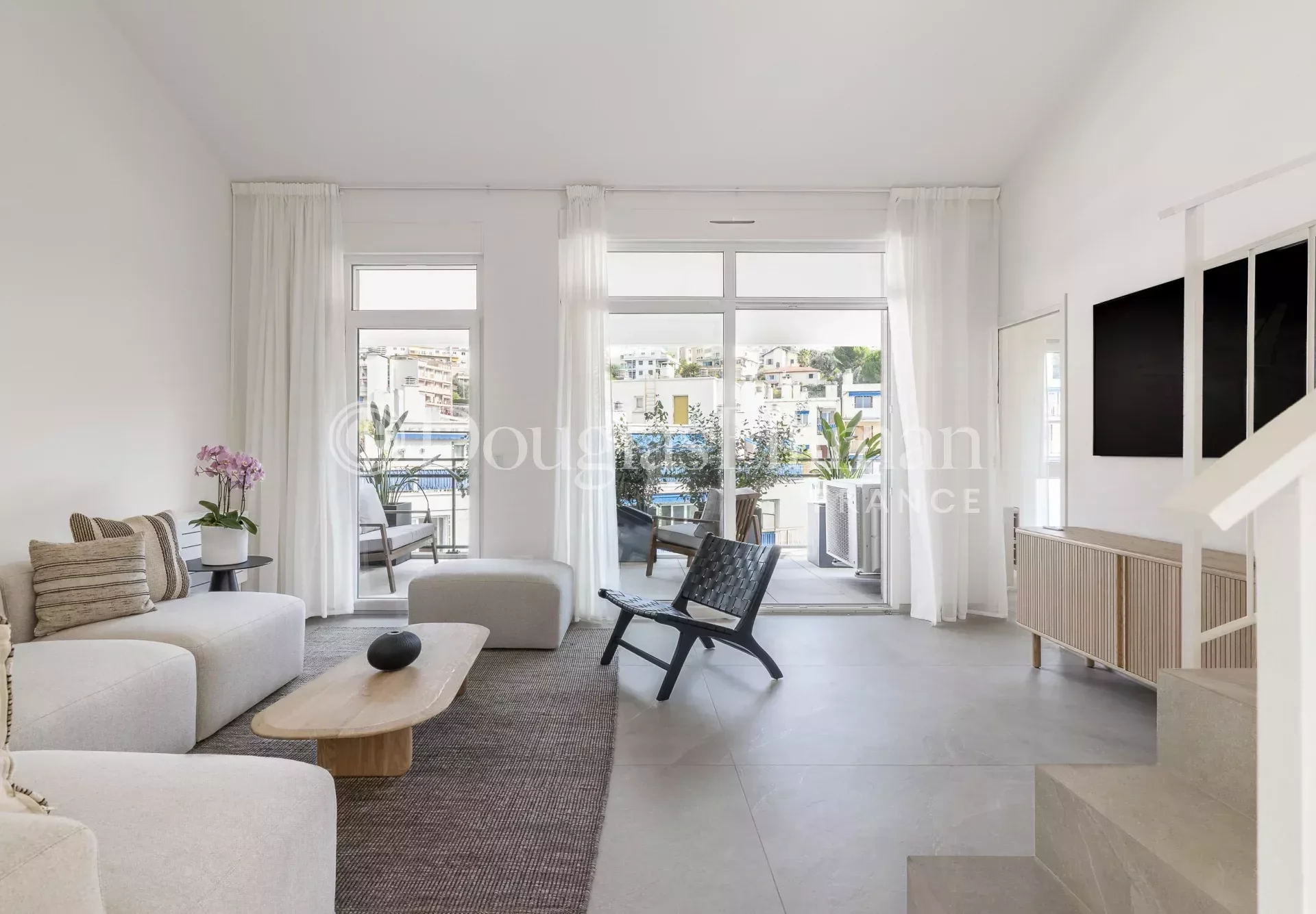 NICE – Riquier /Le port : Penthouse duplex 4 pièces - Image nᵒ3