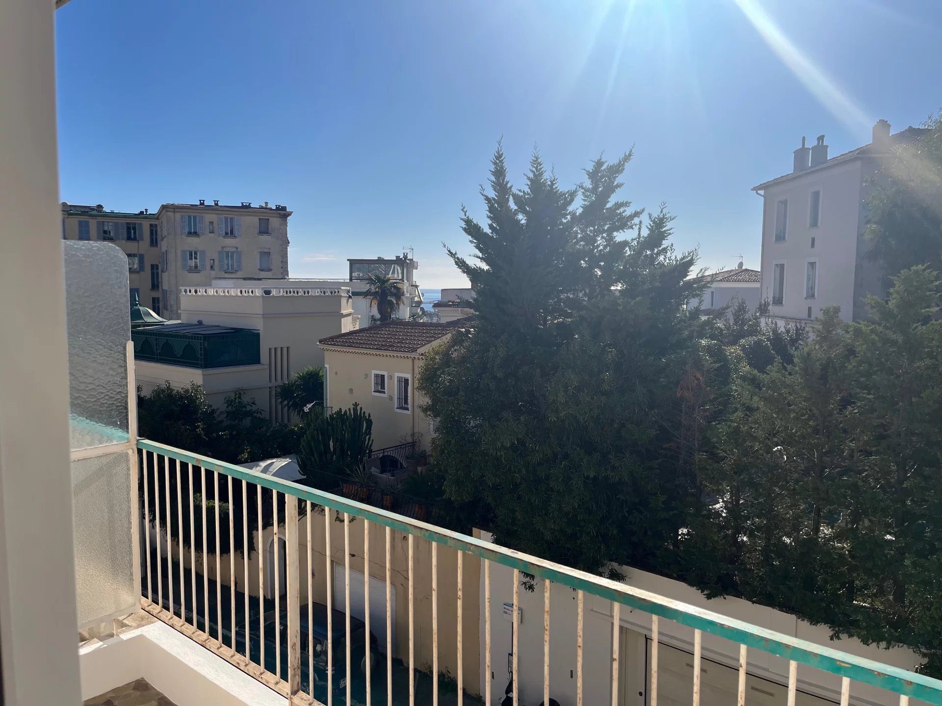 LOCATION 2P CIMIEZ RESIDENTIEL