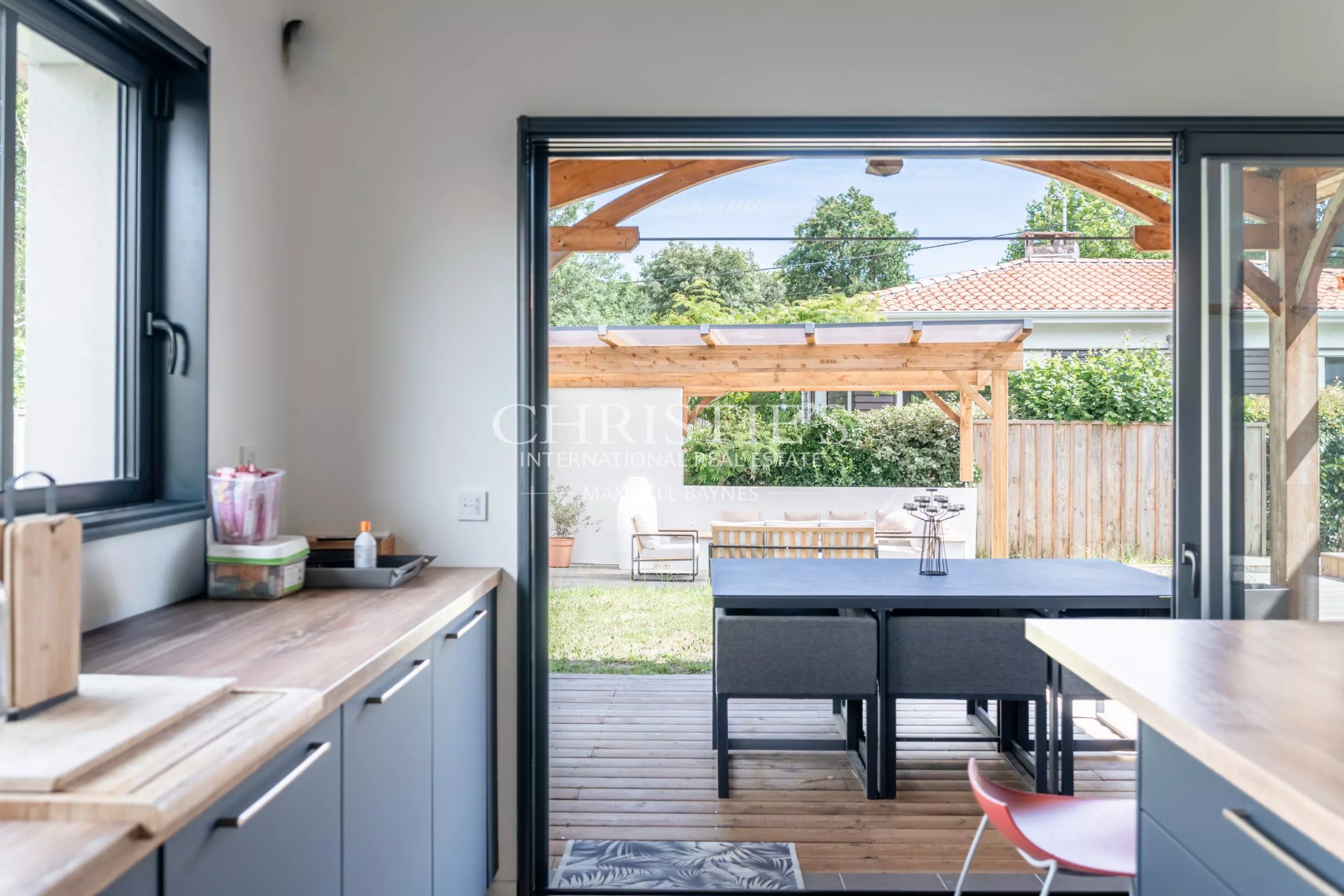 4 Bedroom Villa/Townhouse's Image 6