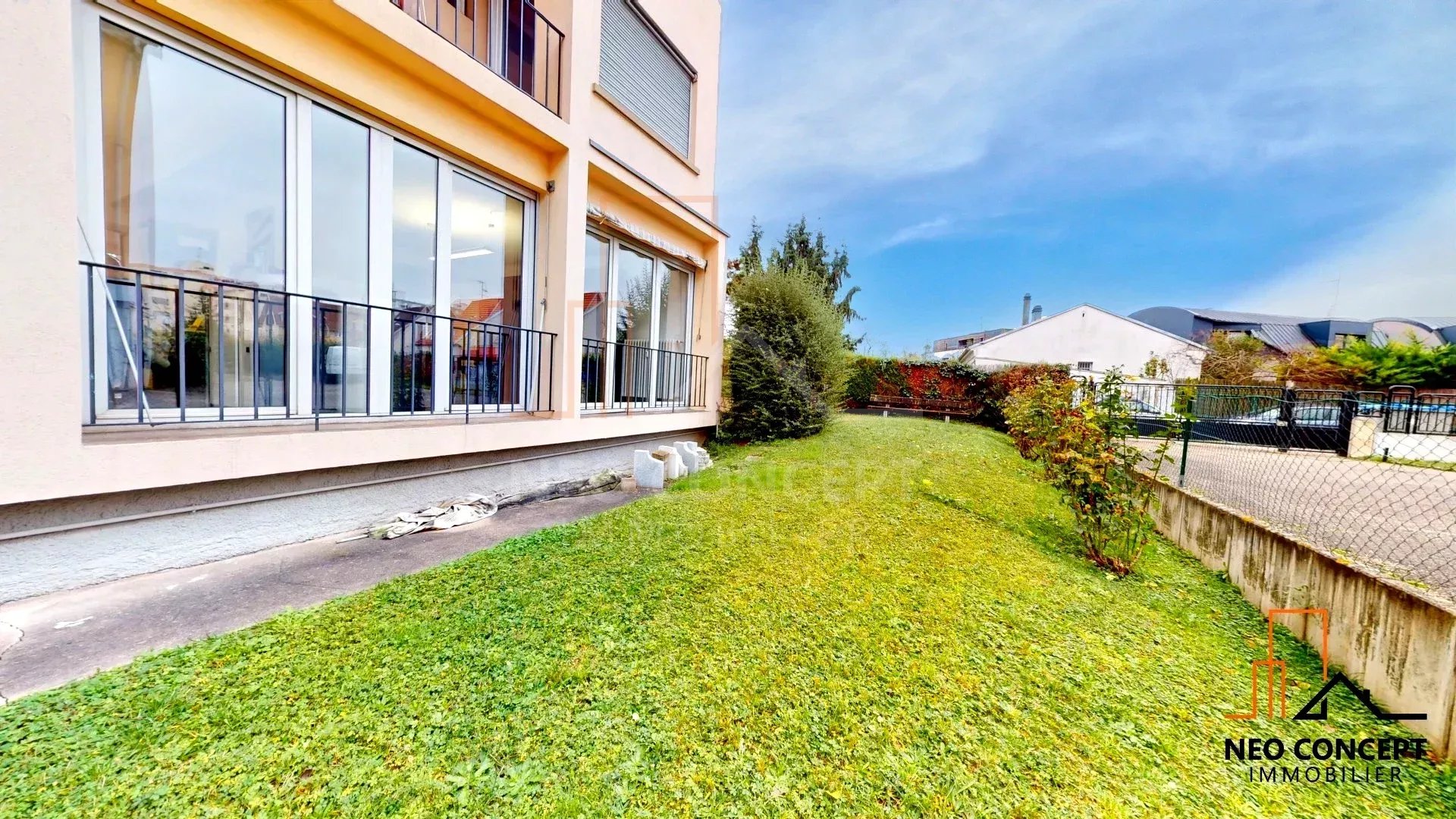 Local commercial / bureaux au Neudorf