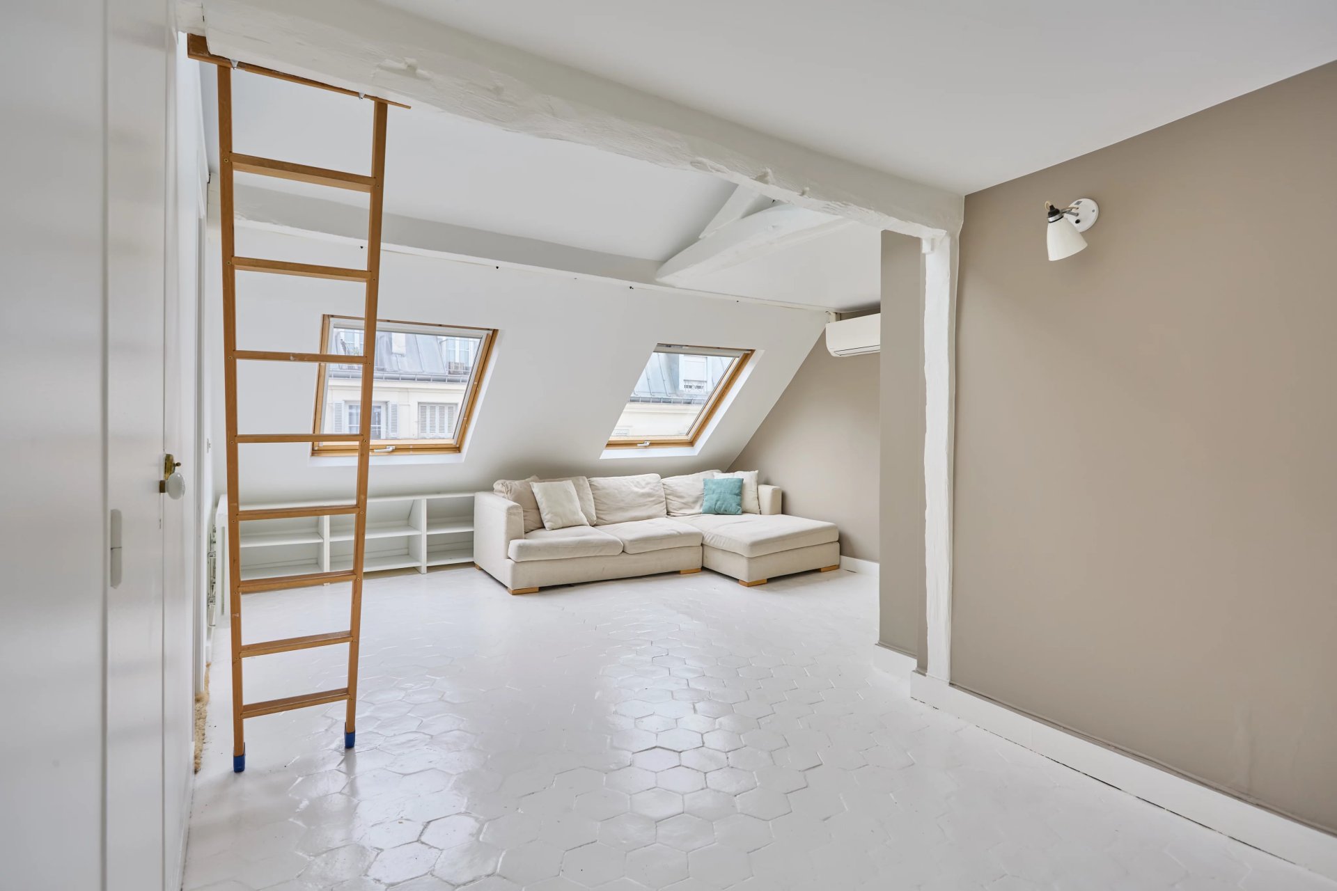 2 Bedroom Apartment/Flat's Image 16