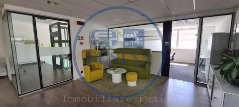 Magazzino---Capannone-in-vendita---Egna-4