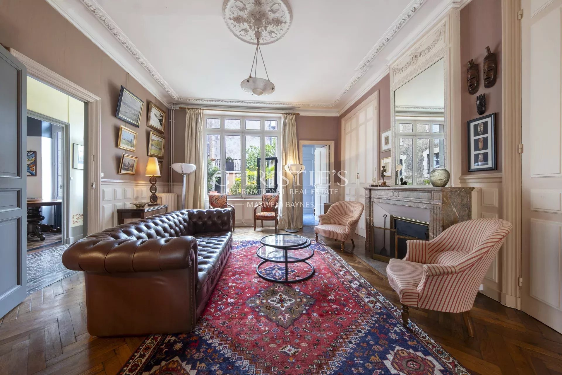 5 Bedroom Villa/Townhouse's Image 3