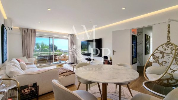 Cannes Pointe Palm Beach - 3-room flat 64 m2 - Sea view - High floor — photo 3